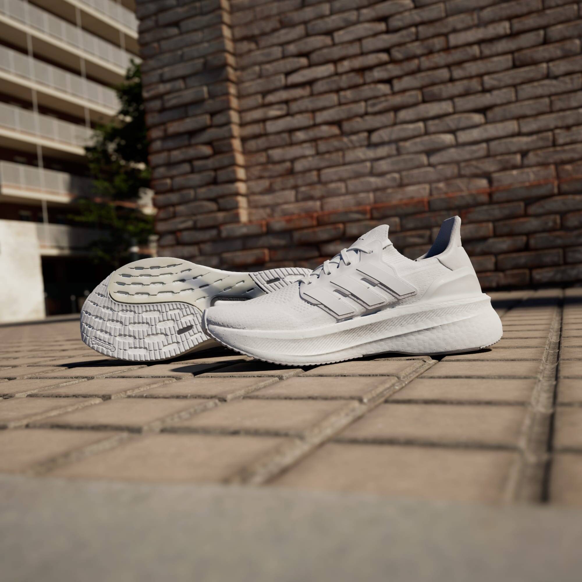 Adidas ULTRABOOST 5 Men Running Shoes White -  3