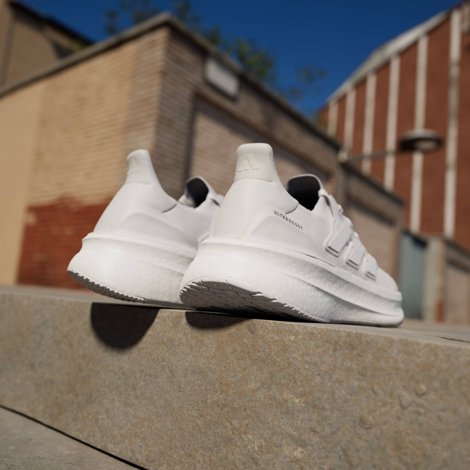 Adidas ULTRABOOST 5 Men Running Shoes White -  5