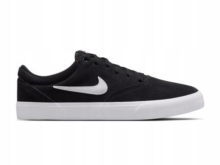 Sneakers Nike Sb Charge Zamszowe czarno-białe