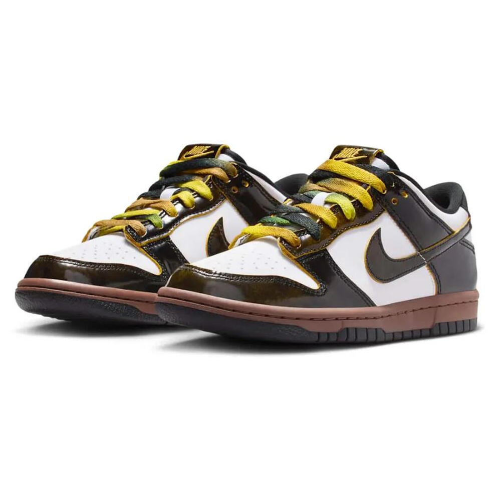 NIKE picture