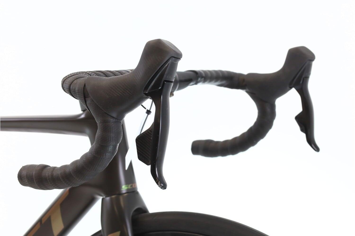 Segunda Vida · Bicicleta estrada ·  Addict RC 30 AXS 12V · Muito bom estado 6/8