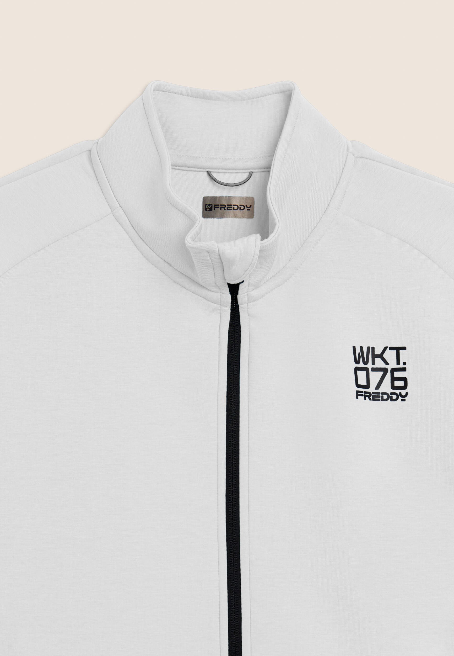 Sudadera con cremallera entera y cuello alto en tejido técnico 3/3