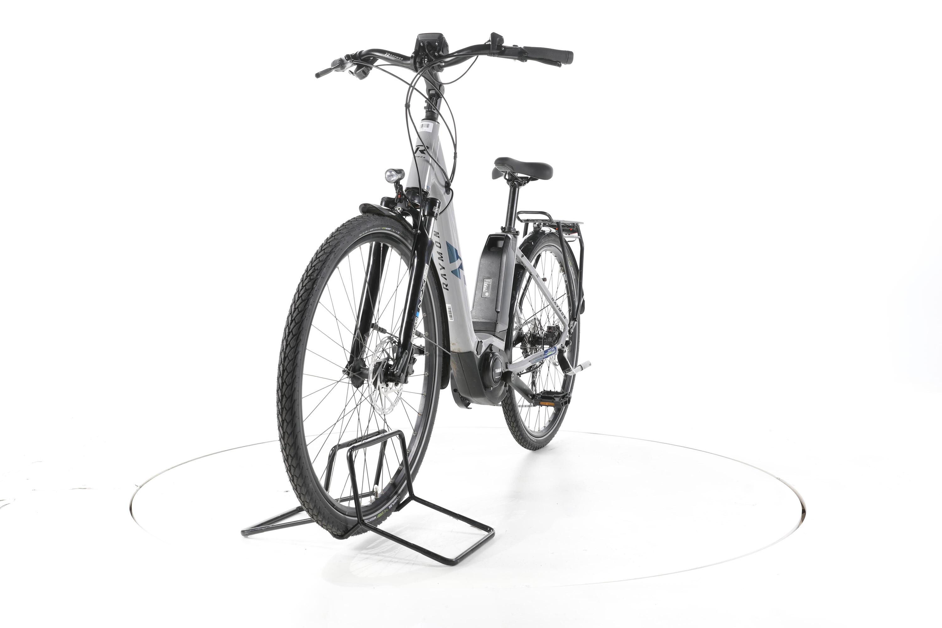 Tweedehands - R Raymon CityRay E 3.0 Trekking E-Bike Lage instap - Goed 4/7