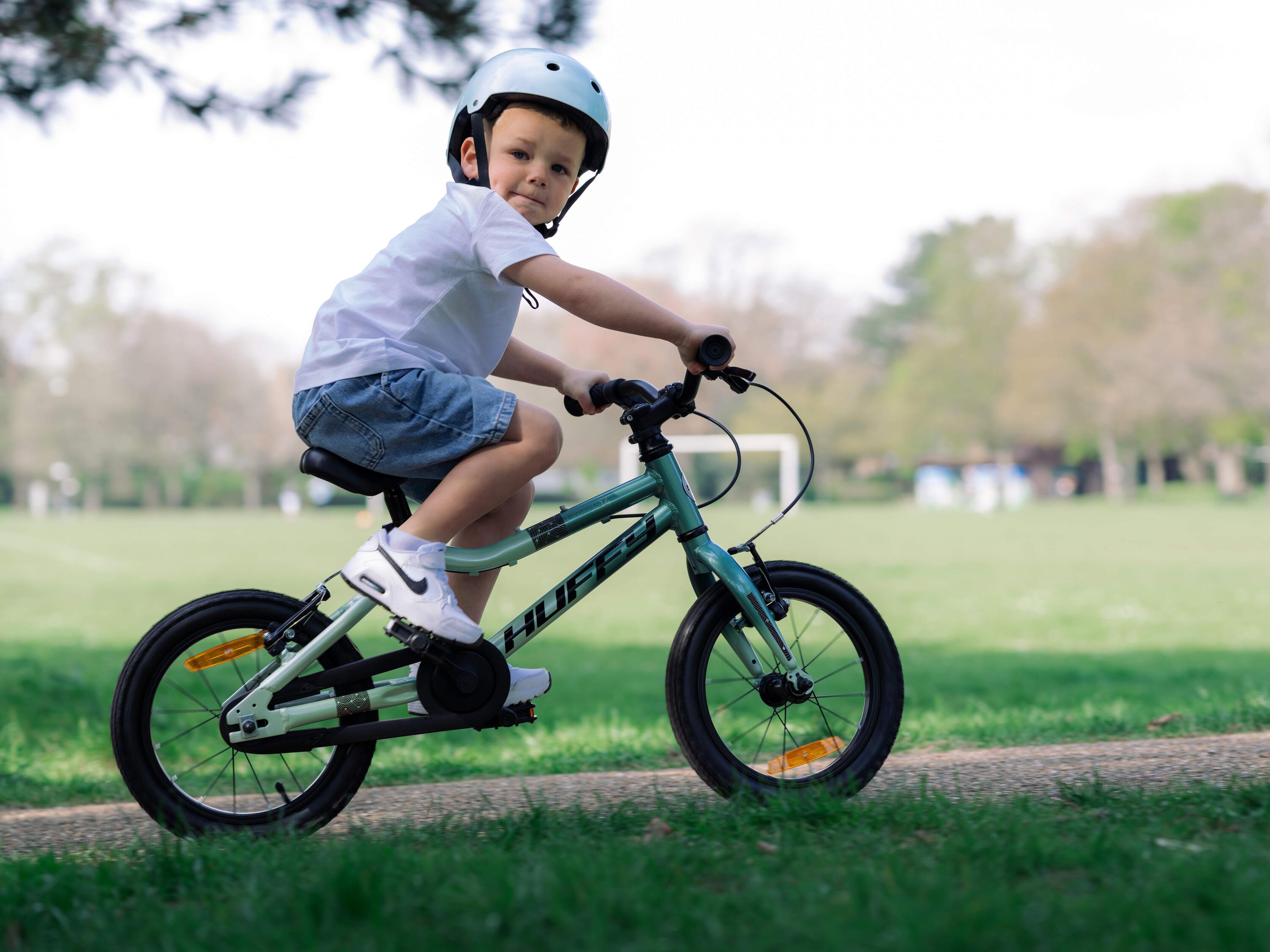 Huffy 14-inch Literide-fiets, groen, voor kinderen van 4 tot 6 jaar 4/7
