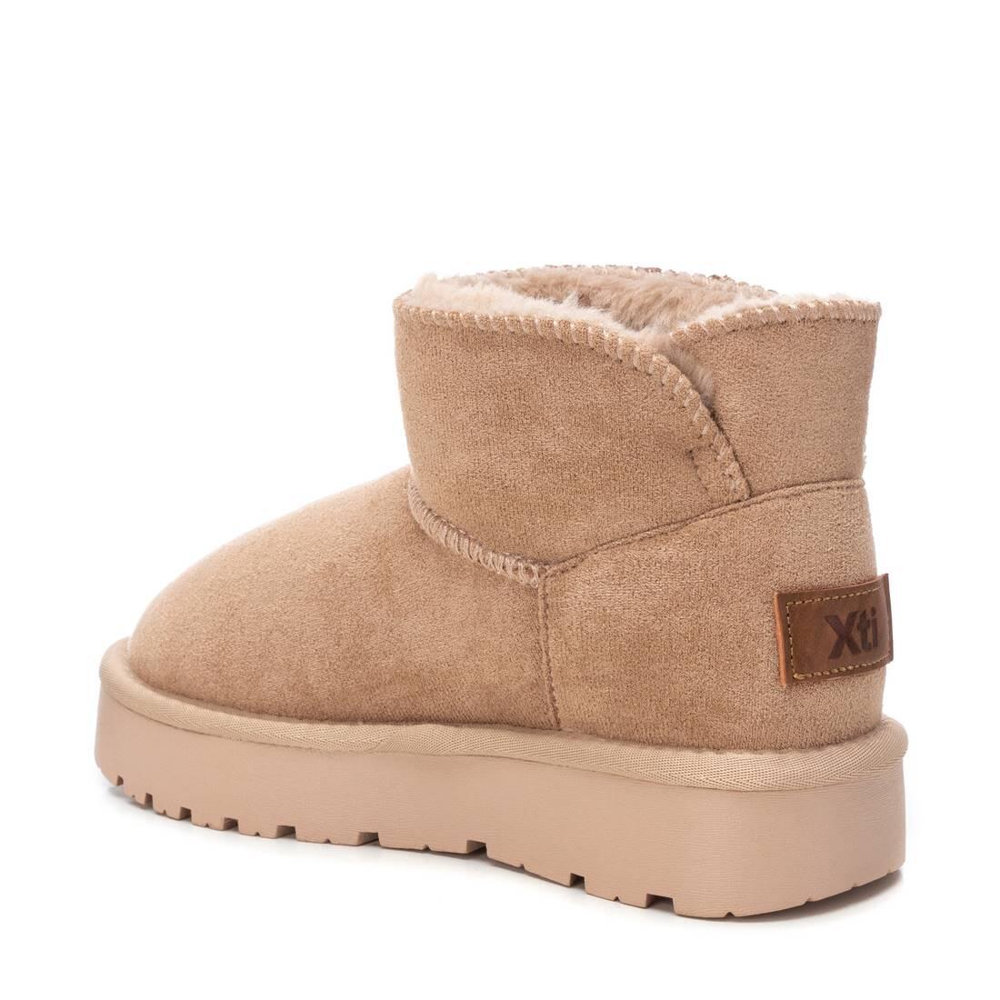 Botas Xti modelo 151117-01 para crianças unissex 3/5