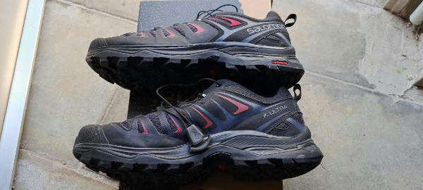 Tussen Particulieren - Wandelschoenen Salamon 2/3