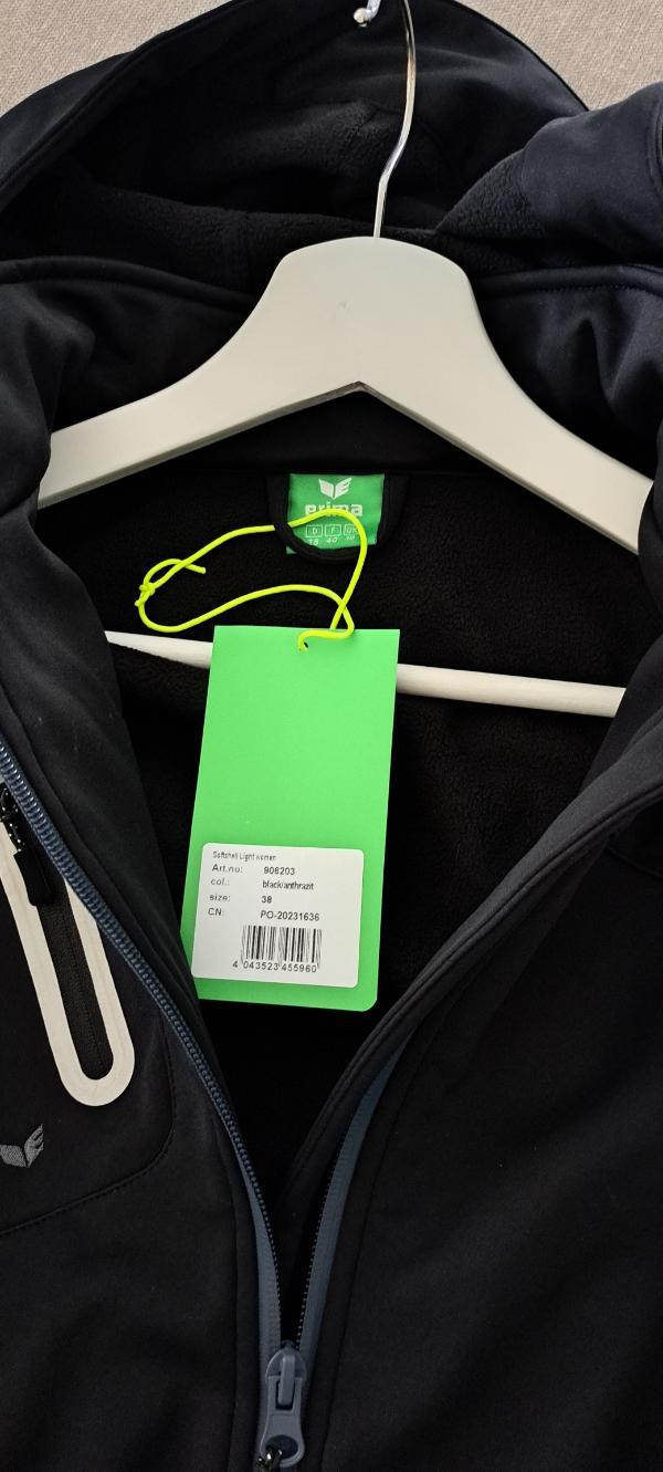Tussen Particulieren - NIEUW - softshell jas Erima 3/4
