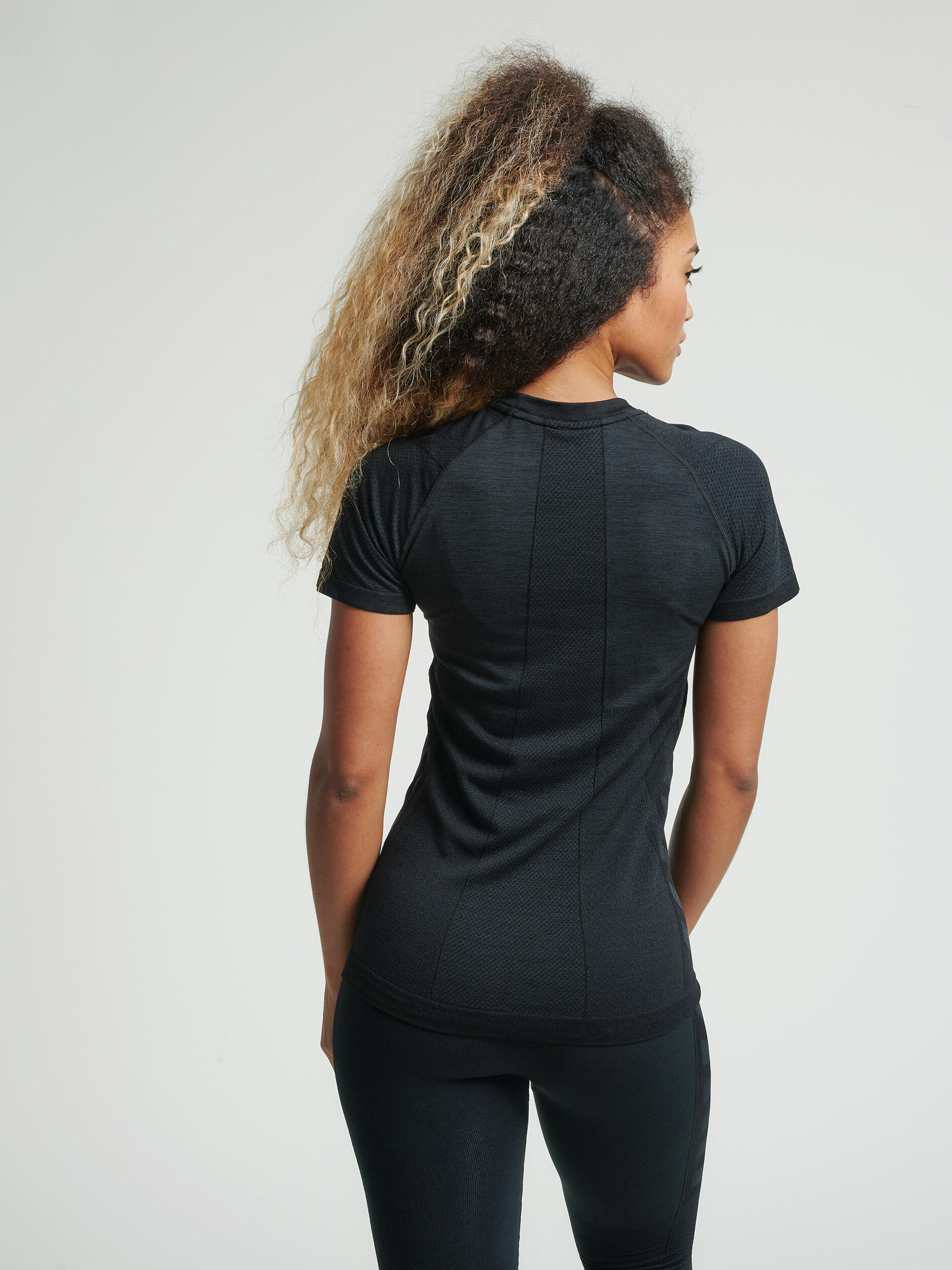 T-Shirt Hmlclea Yoga Femme Respirant Séchage Rapide Sans Couture Hummel 3/7