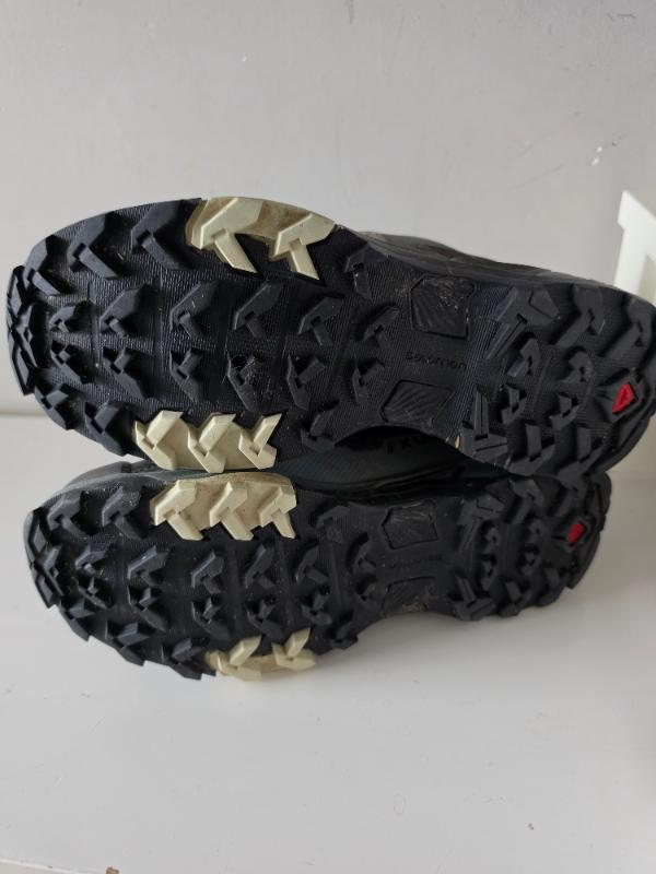 Tussen Particulieren - Salomon schoenen 4/5