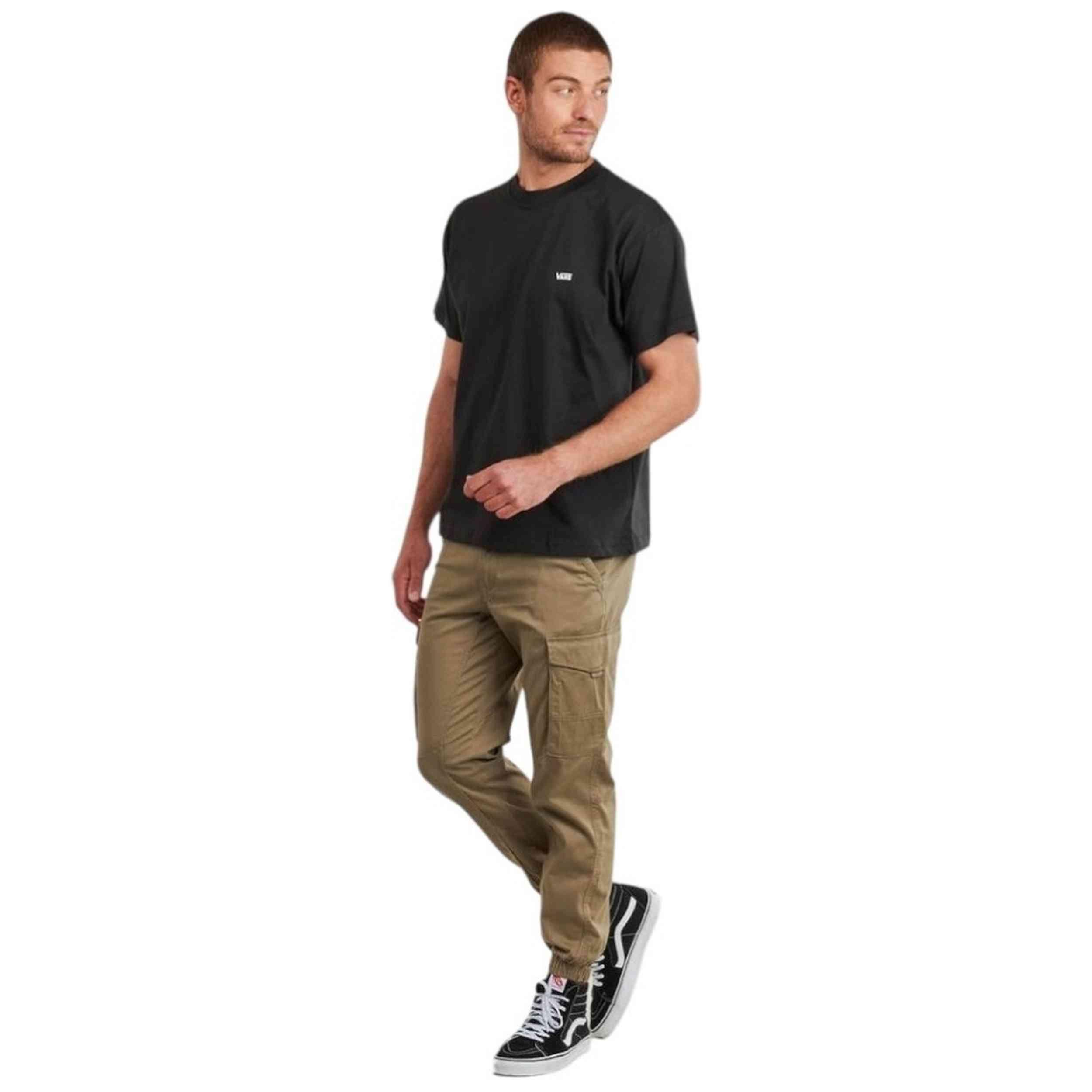 Camiseta de manga corta Vans modelo VN000R9XBLK1 para hombre 3/4