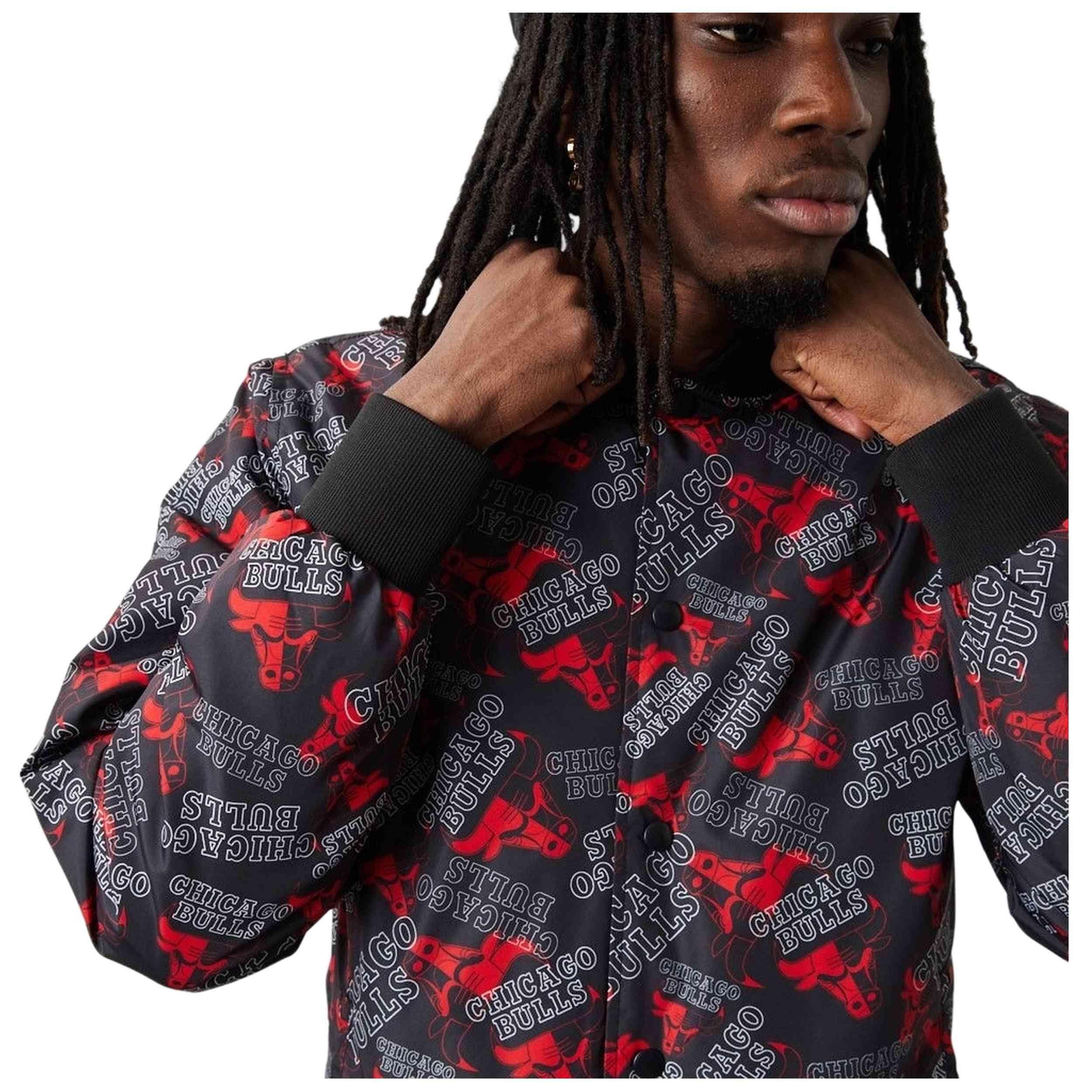Maglia a maniche corte New era modello NBA Chicago Bulls Team All Ove per uomini 4/5