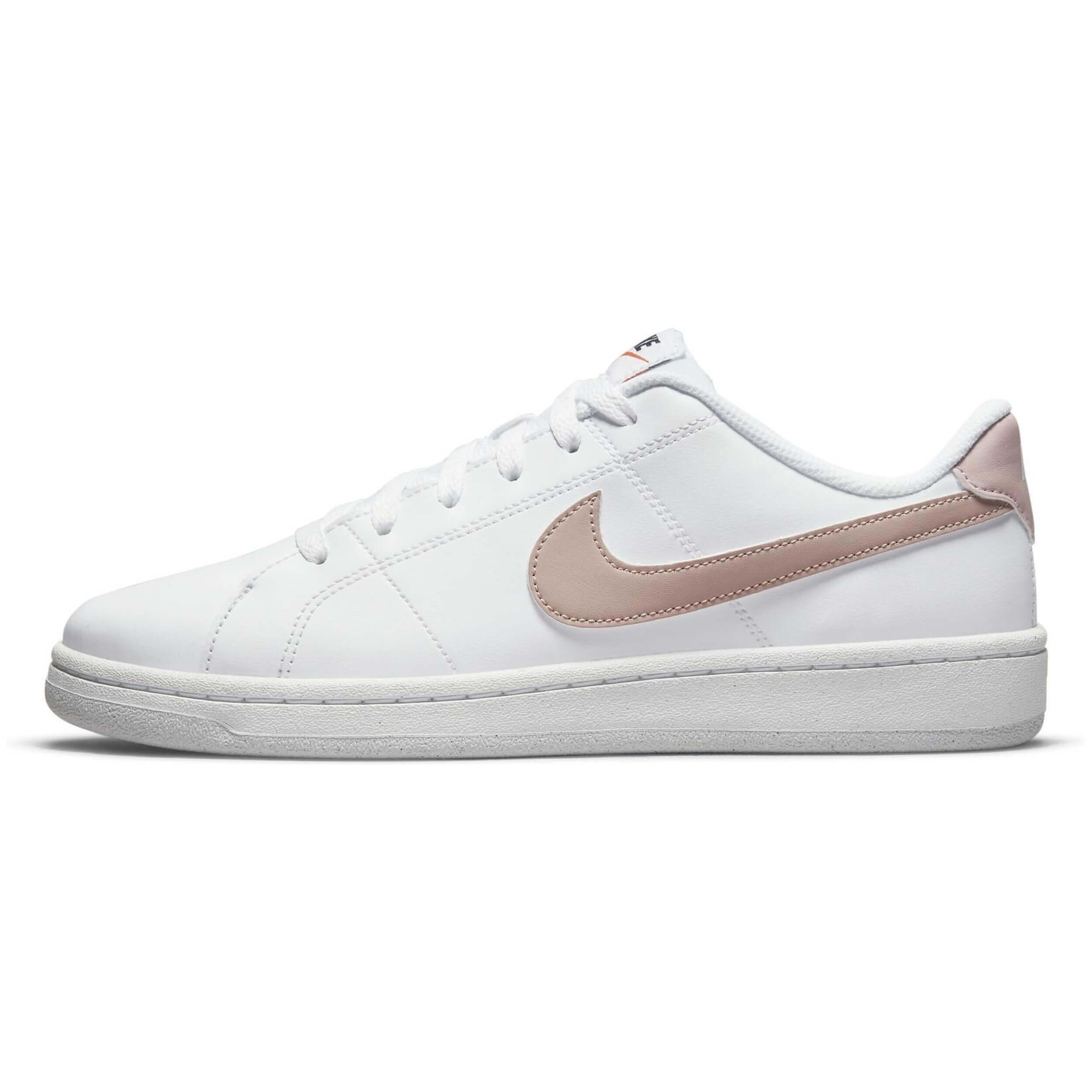 Scarpe Nike modello Court Royale 2 per donne 2/5