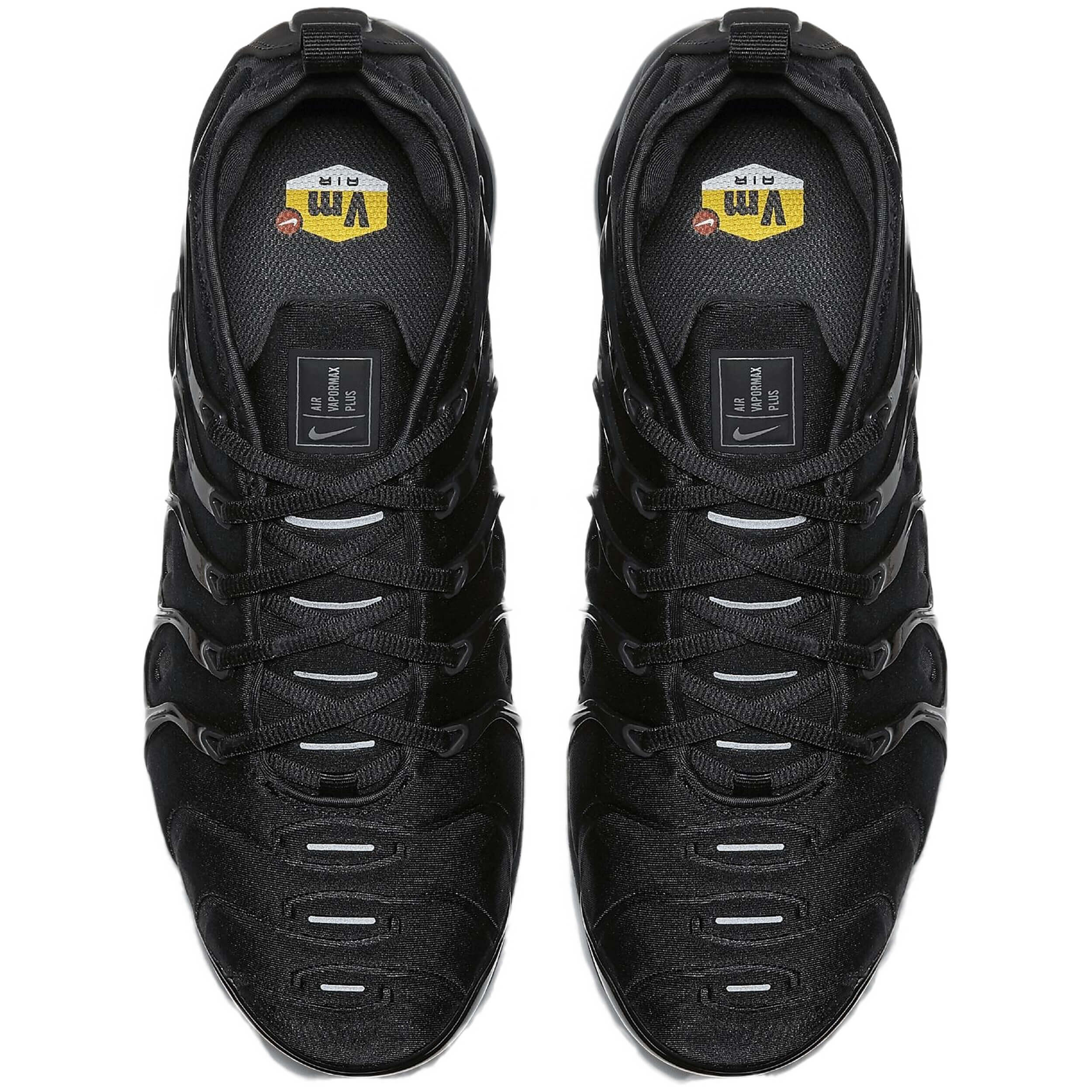 Nike Air VaporMax Plus Triple Black 4/5