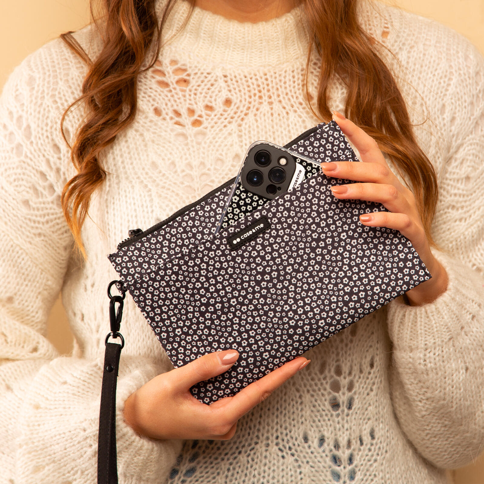 Sac zippé avec sangle 2/6