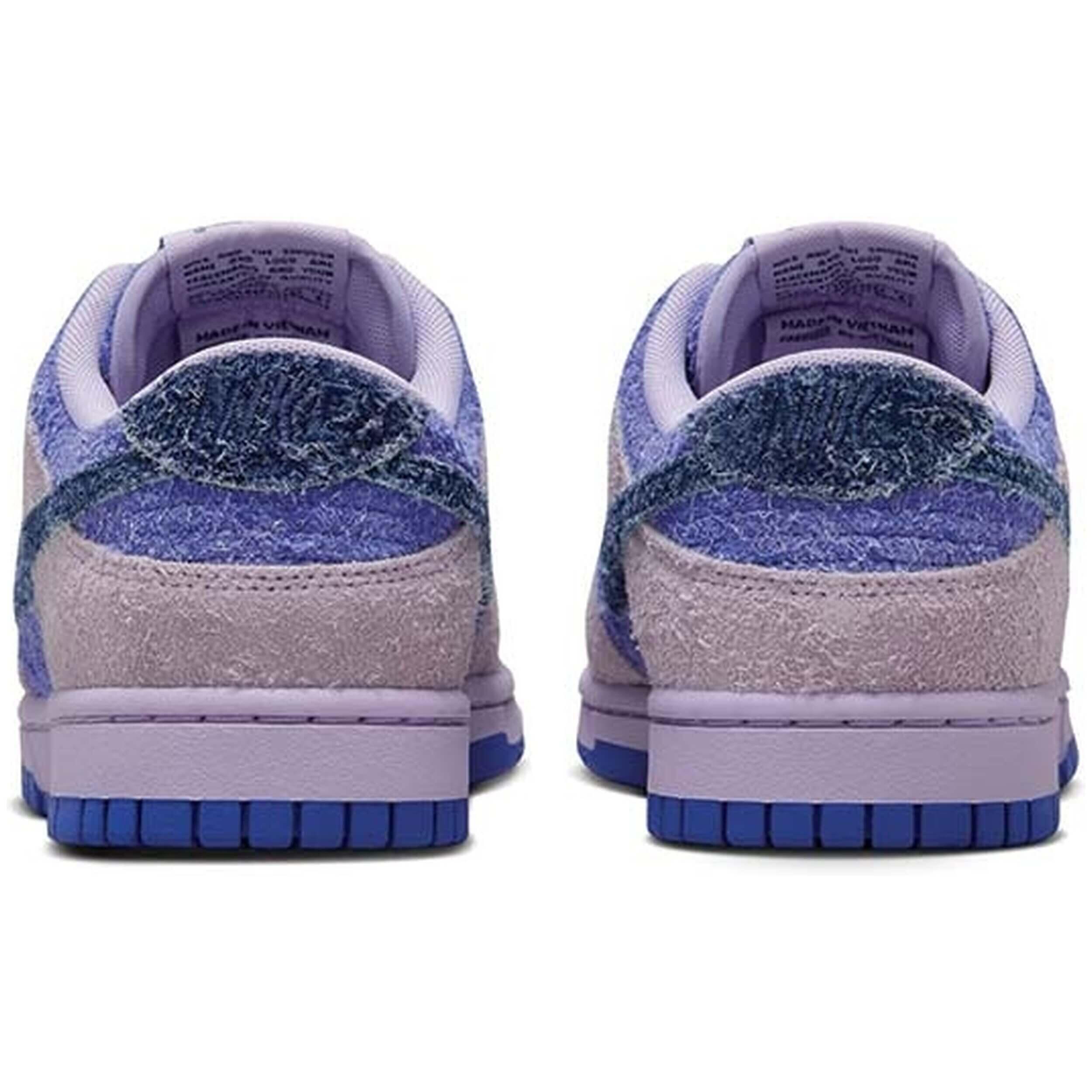 Nike Dunk Low SE Hydrangeas (Women's) 3/5