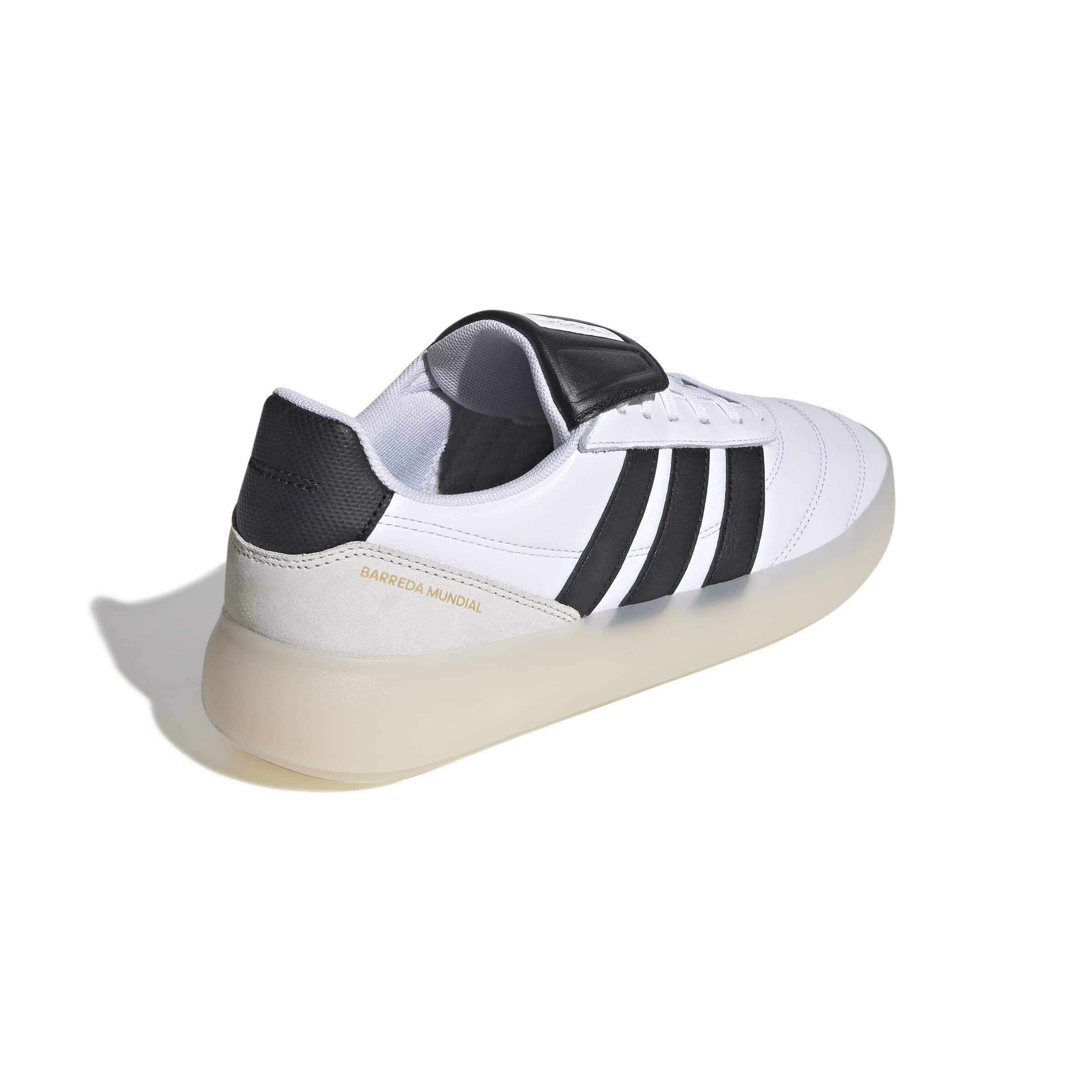 Zapatillas adidas Barreda Mundial 6/7