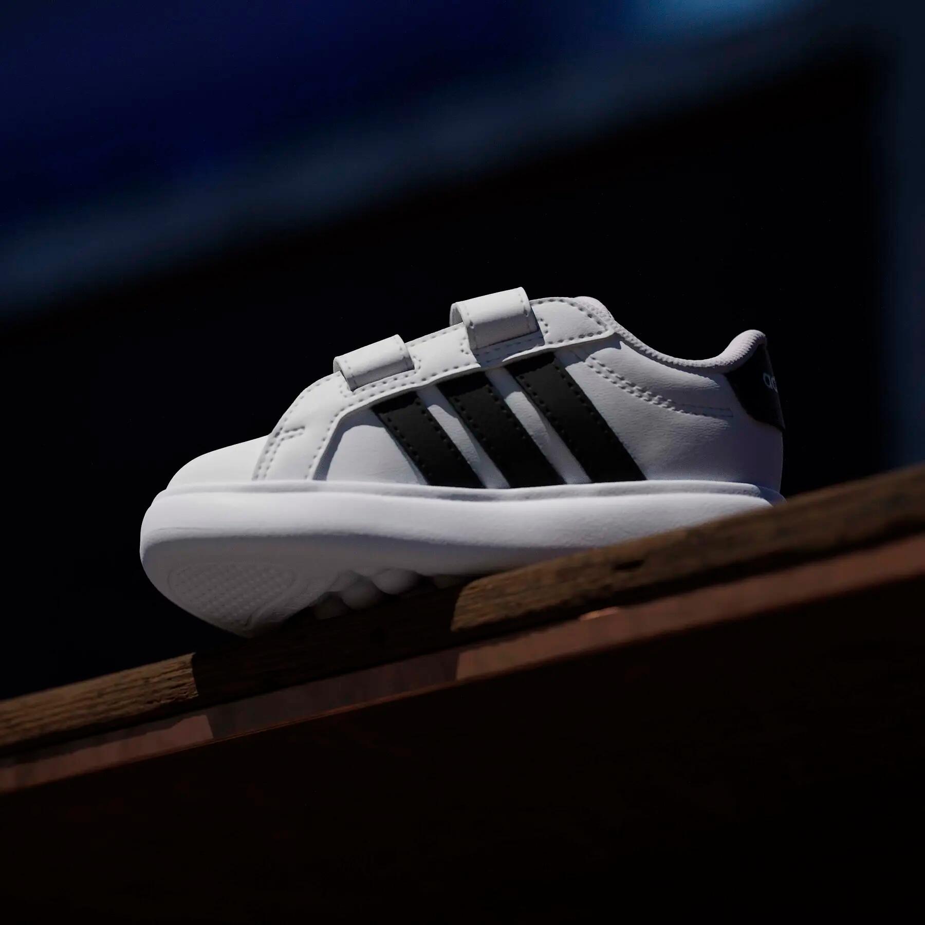 Iconische babyschoenen adidas Grand Court 3.0 6/7