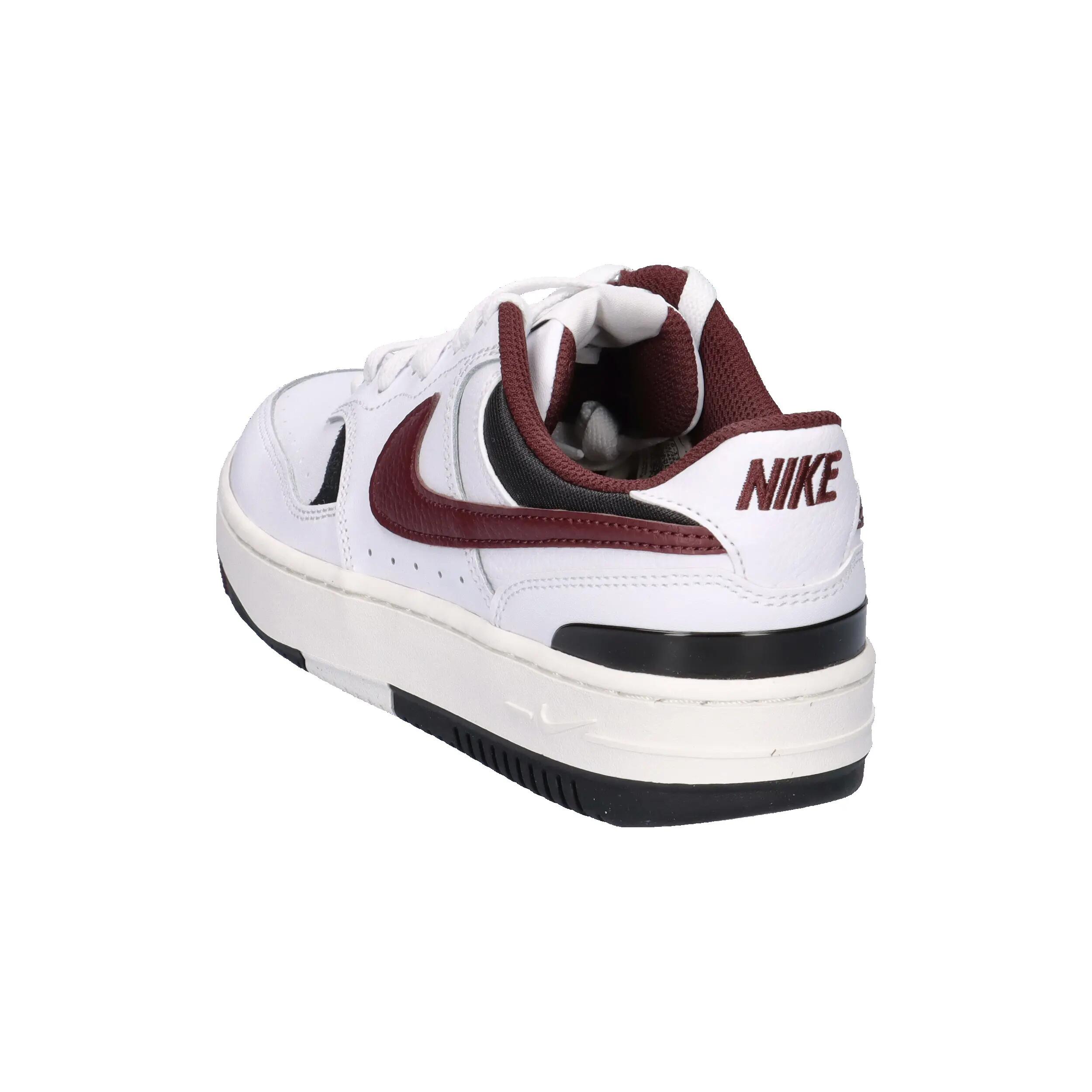 Zapatos Nike Gamma Force Blanco/Burgundy Crush/Negro/Sail 4/7