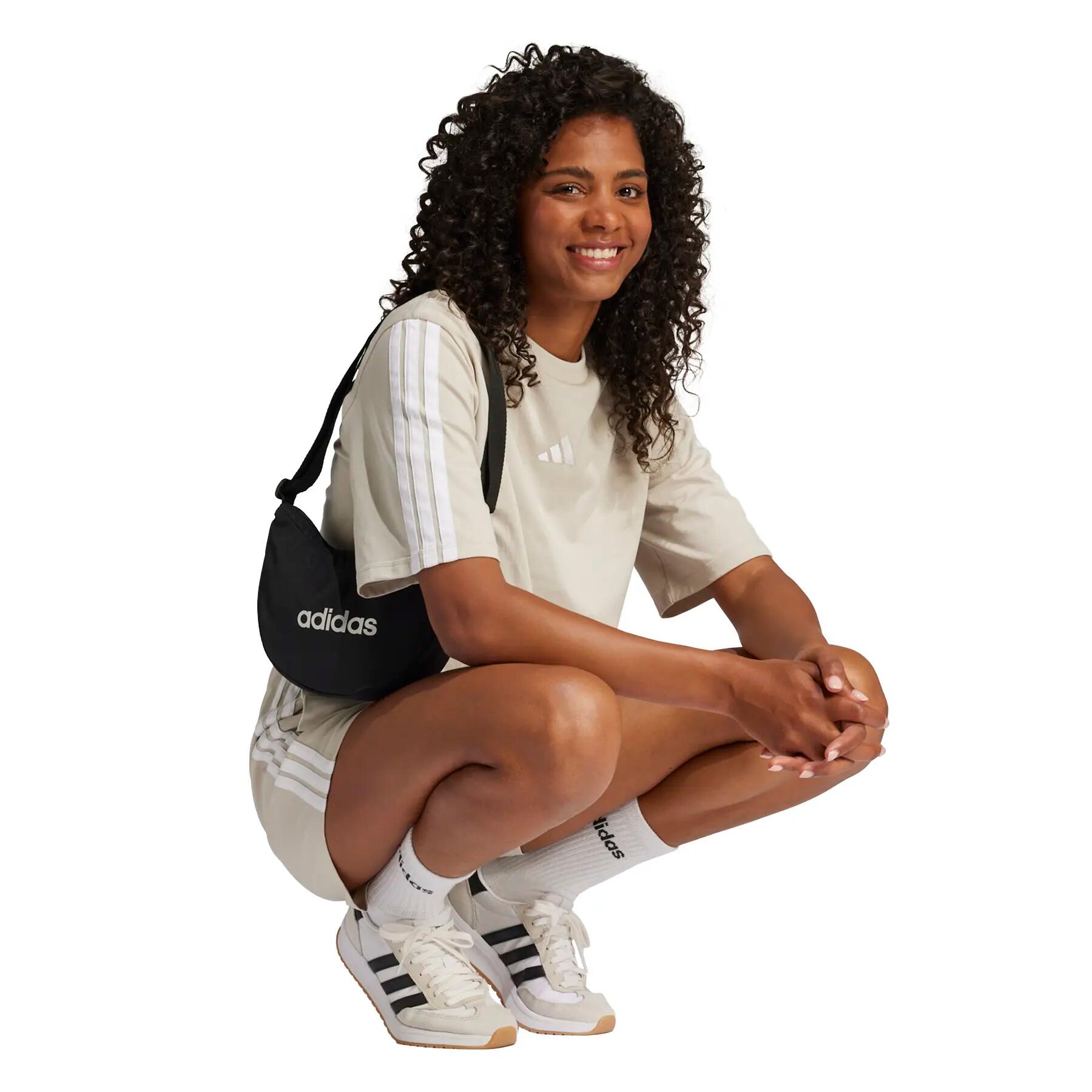 Camiseta holgada de mujer adidas Essentials 3-Stripes 4/6