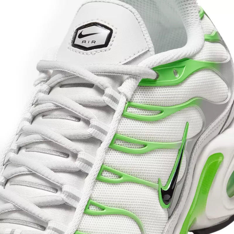 Nike Air Max Plus Photon Dust Green Strike (Women's) — foto 7