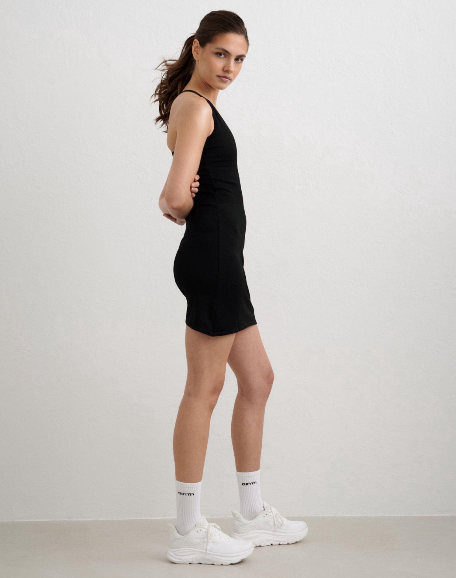 Black Shape Seamless Deep Cut Dress 3/7