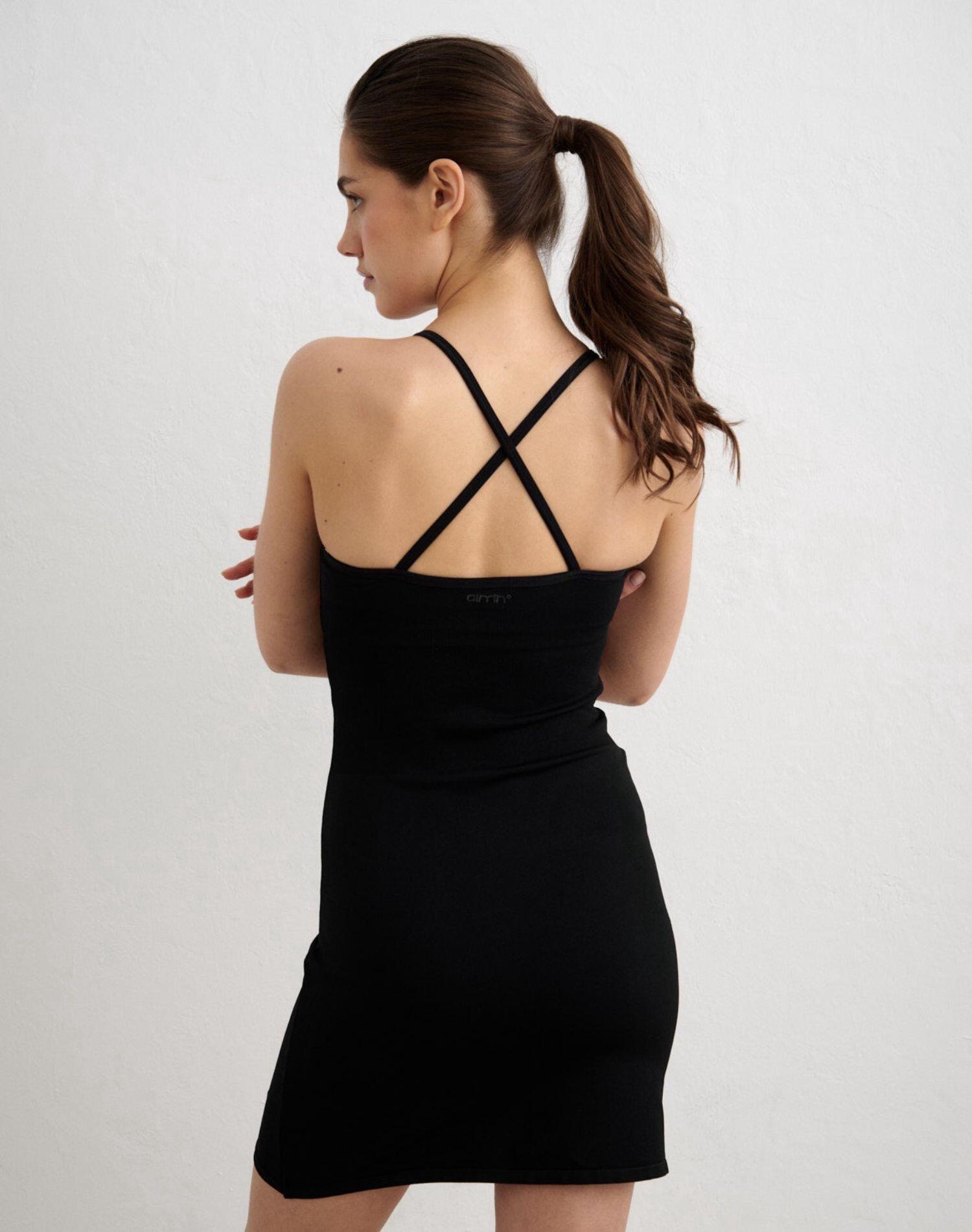Black Shape Seamless Deep Cut Dress 4/7