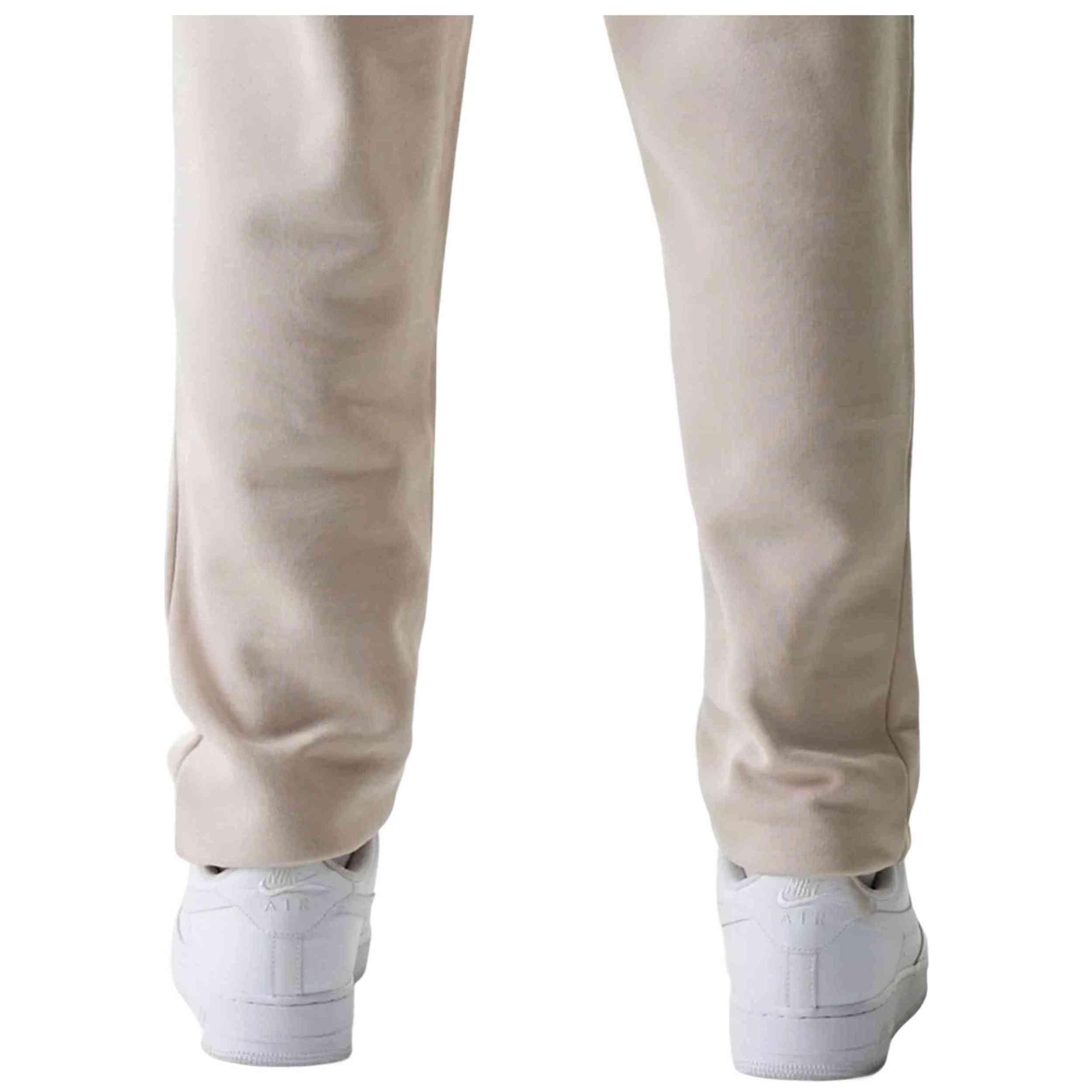 Pantaloni della tuta New era modello 6067577915 per uomini 4/5