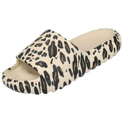 Slippers adidas model kj8127-adilette-lumia voor vrouwen