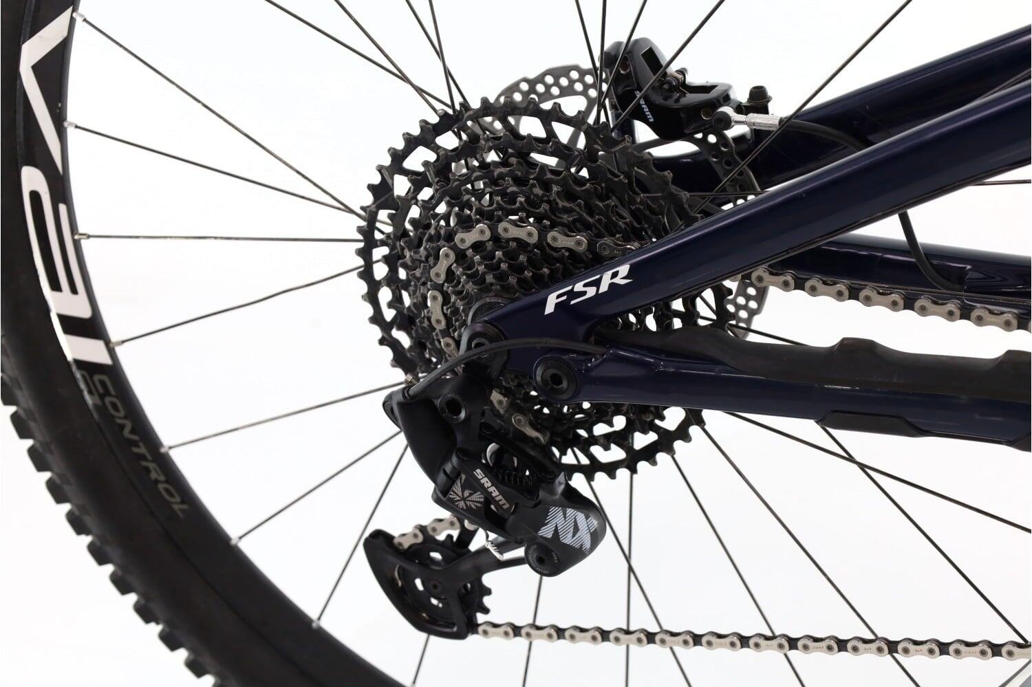 MTB ricondizionata ·  StumpJumper · Ottimo stato 3/8