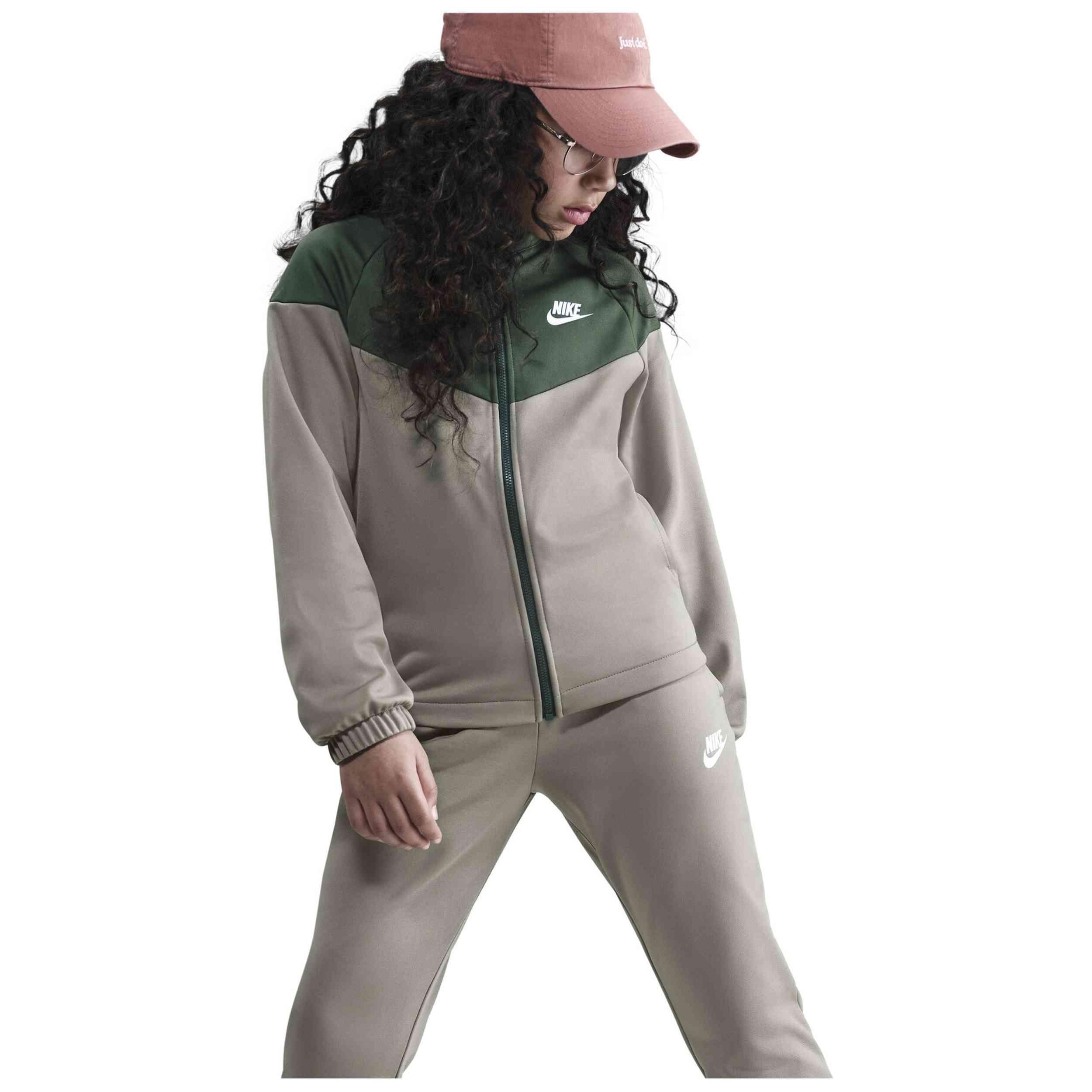 NIKE picture