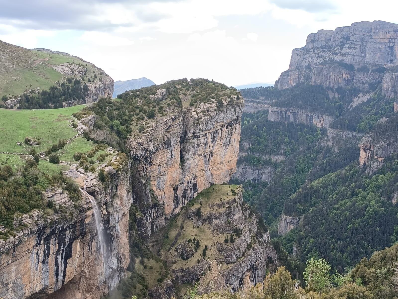 Tour du Canyon d'Añisclo sous tente 1/1