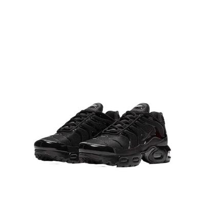 Schoenen air max plus triple black enfant et bébé