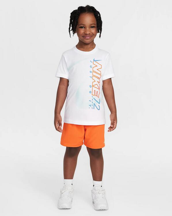 NIKE picture