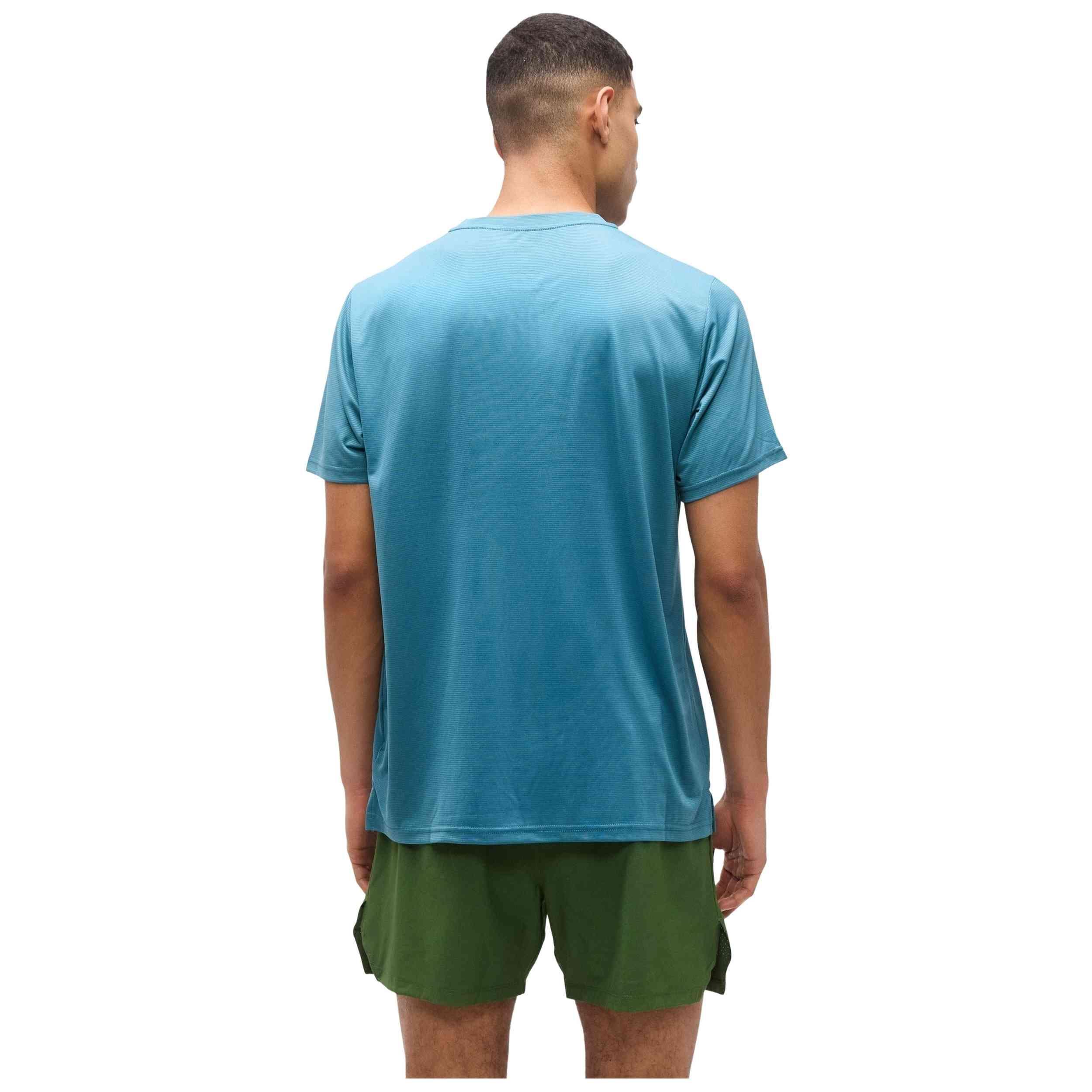 T-shirt New balance modèle Sport Essentials pour homme 4/5