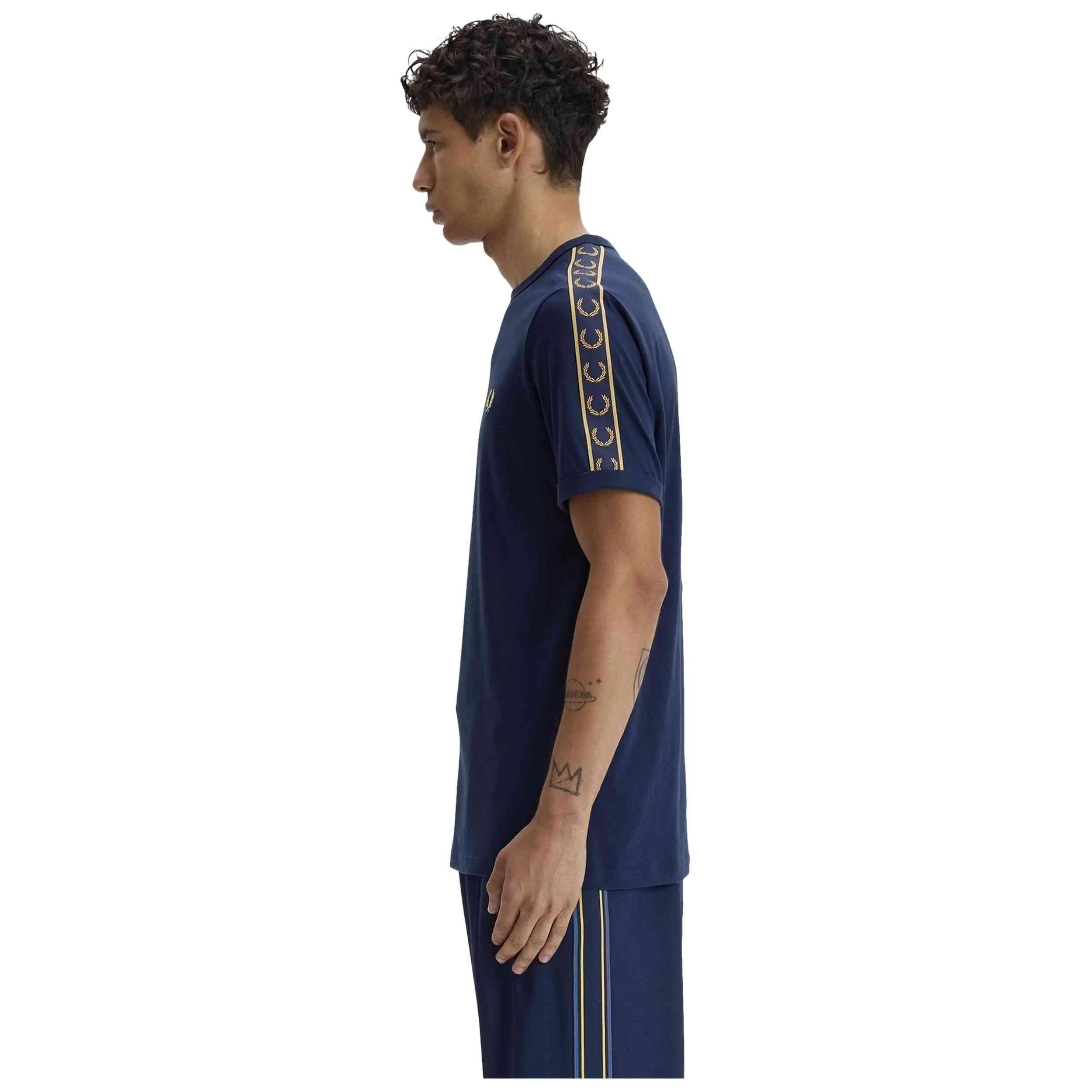 T-shirt Fred perry modelo M4613-91A para homem 2/4