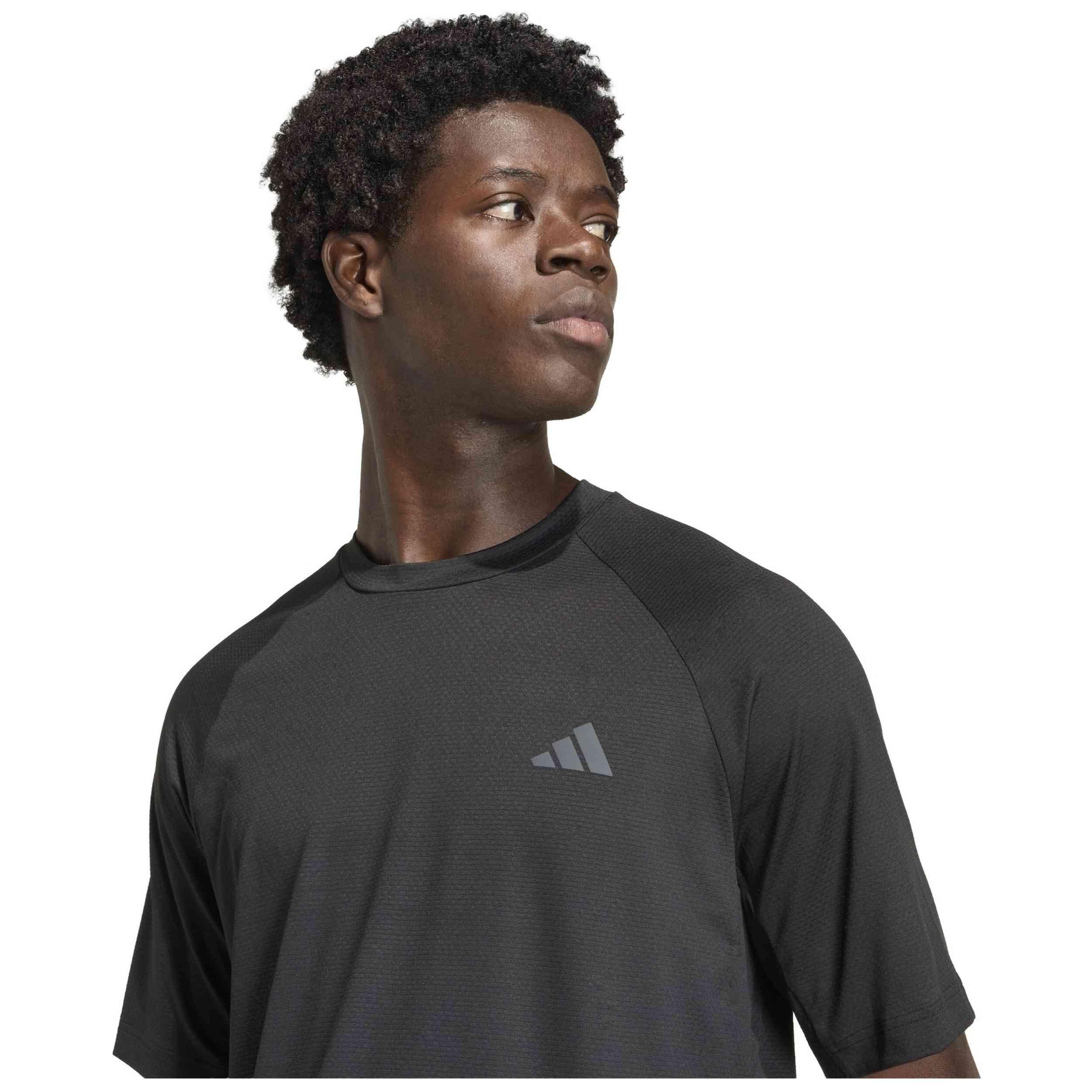T-shirt Adidas modèle KQ7492 pour homme 3/5