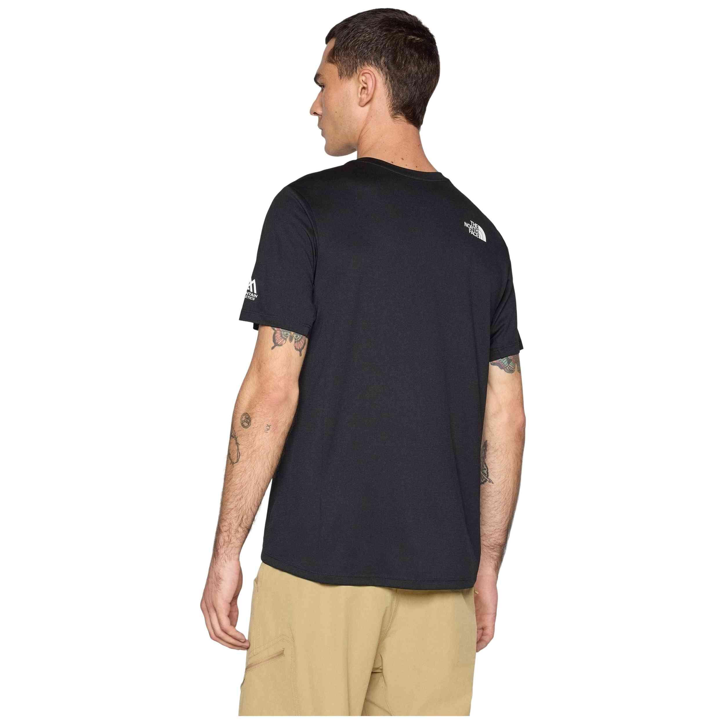 T-shirt The north face modèle M MOUNTAIN ATHLETICS TAPE SHORT SLEEVES pour homme 3/4