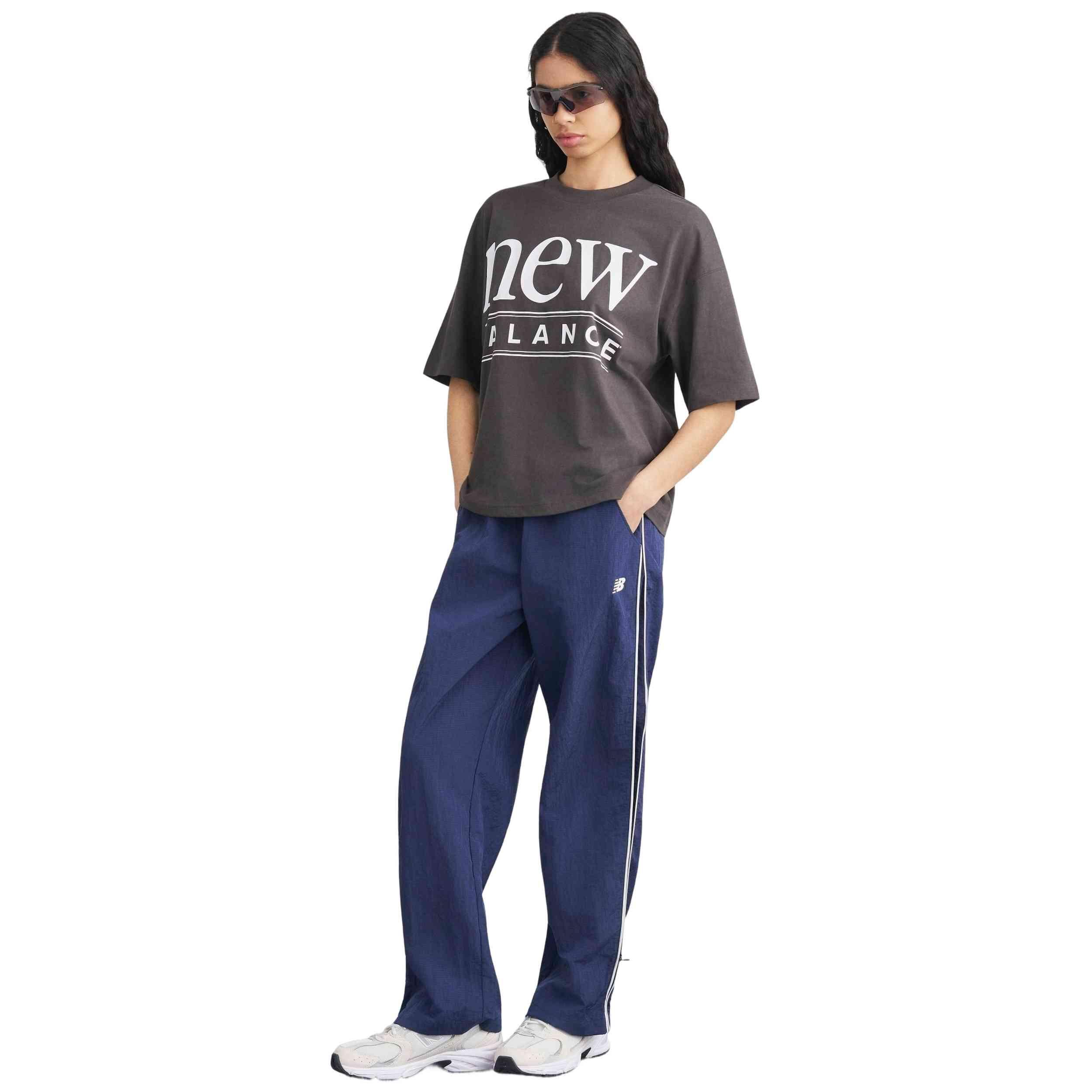 T-shirt New balance modèle WT61U5F6ABR pour femmes 3/5