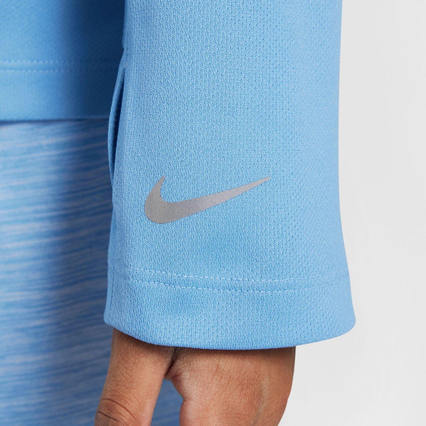Camiseta de media cremallera Nike Dri-Fit Multi UV azul para niño 5/7