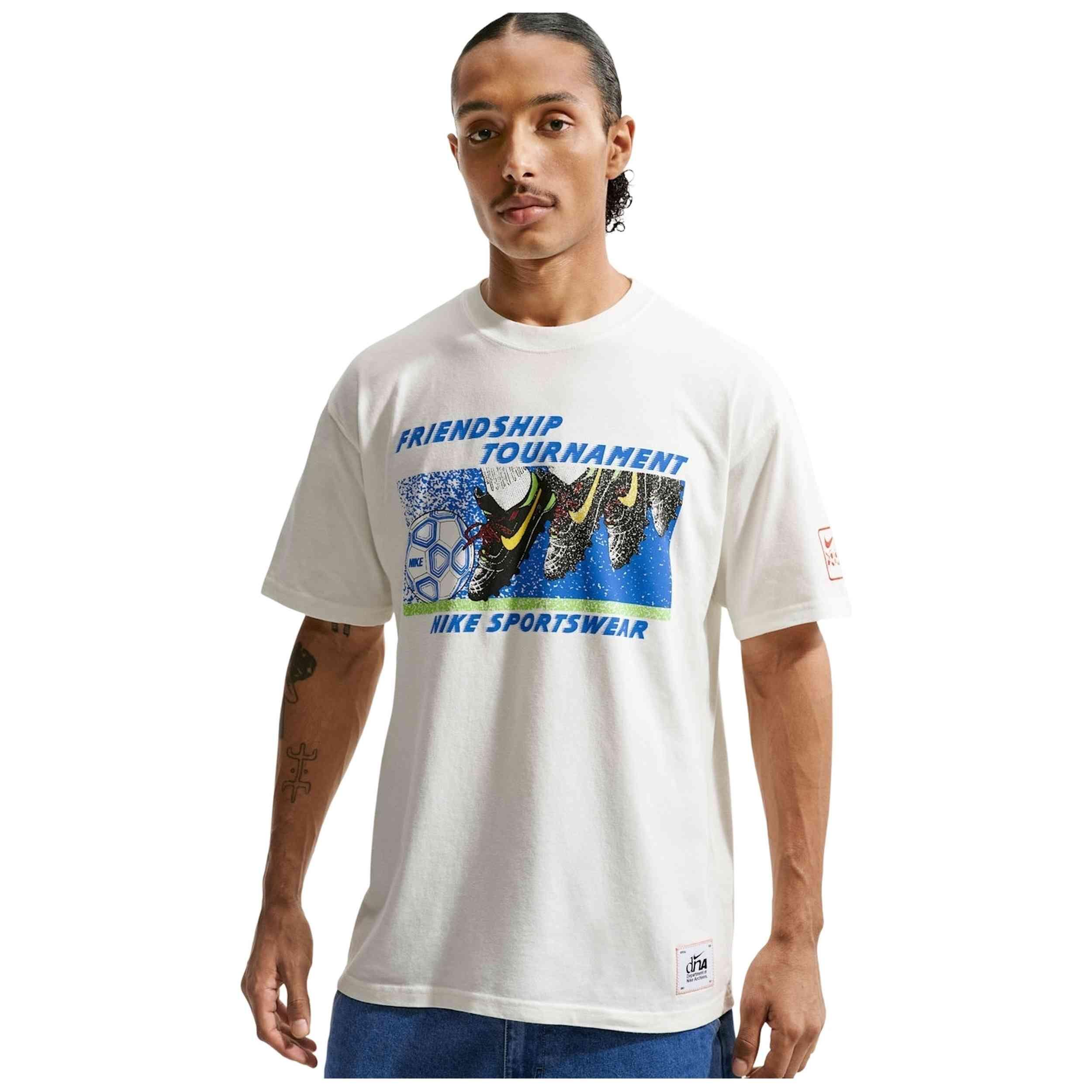 NIKE picture