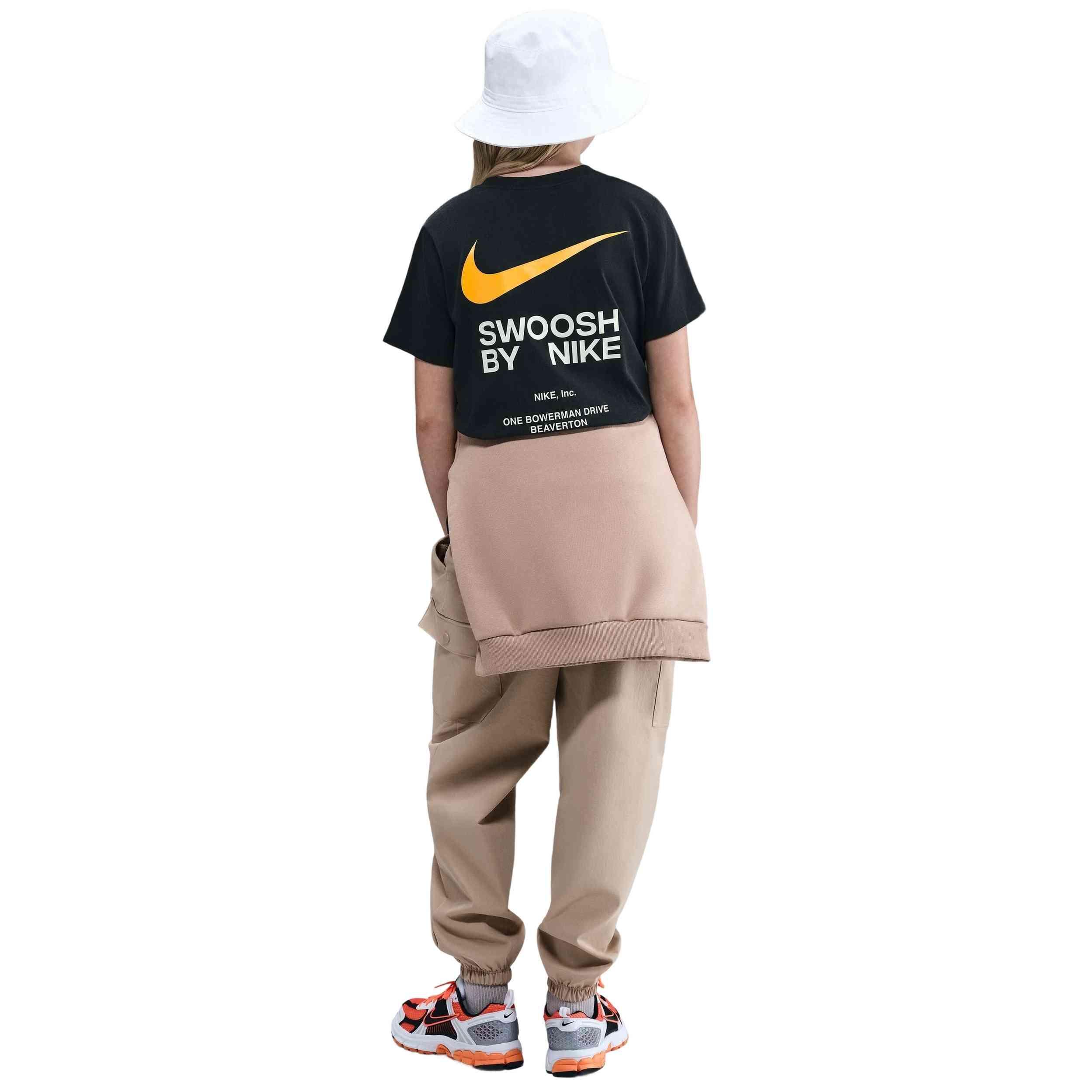 Camiseta de manga corta Nike modelo IH5202-010 para niños 5/5