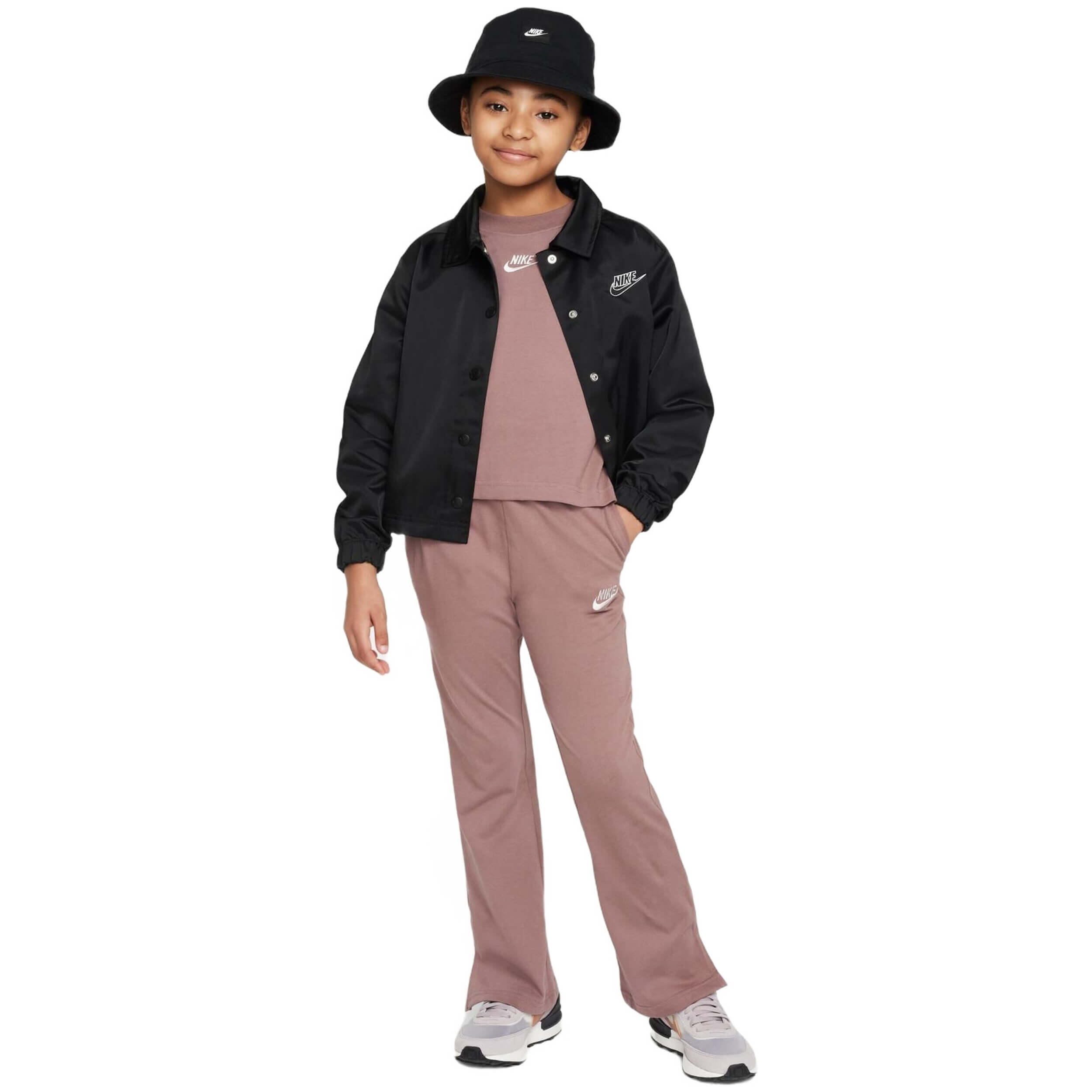 Camiseta de manga corta Nike modelo FN8589-208 para niños unisex 4/5
