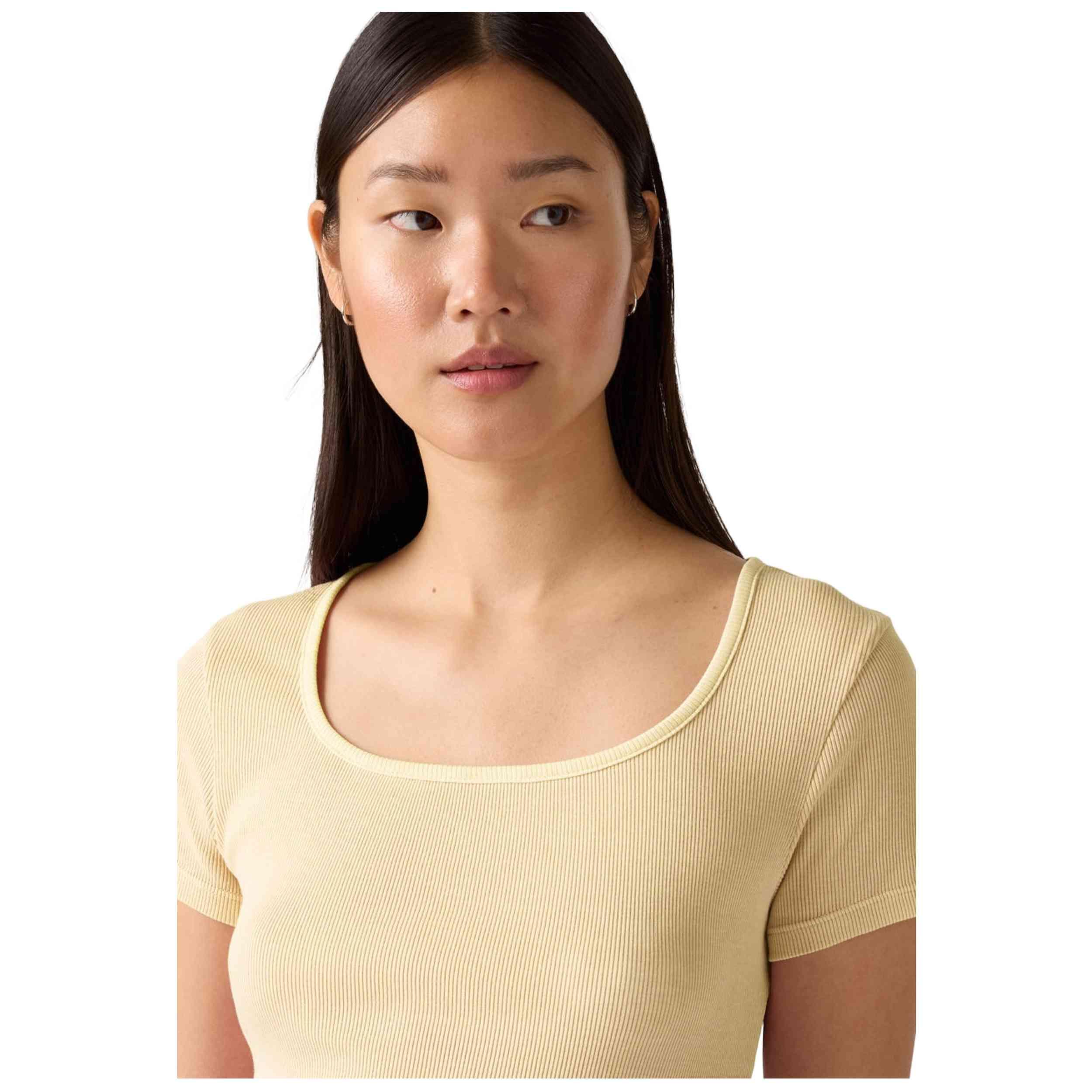 T-shirt Levi's modèle 003PU0012 pour femmes 4/5