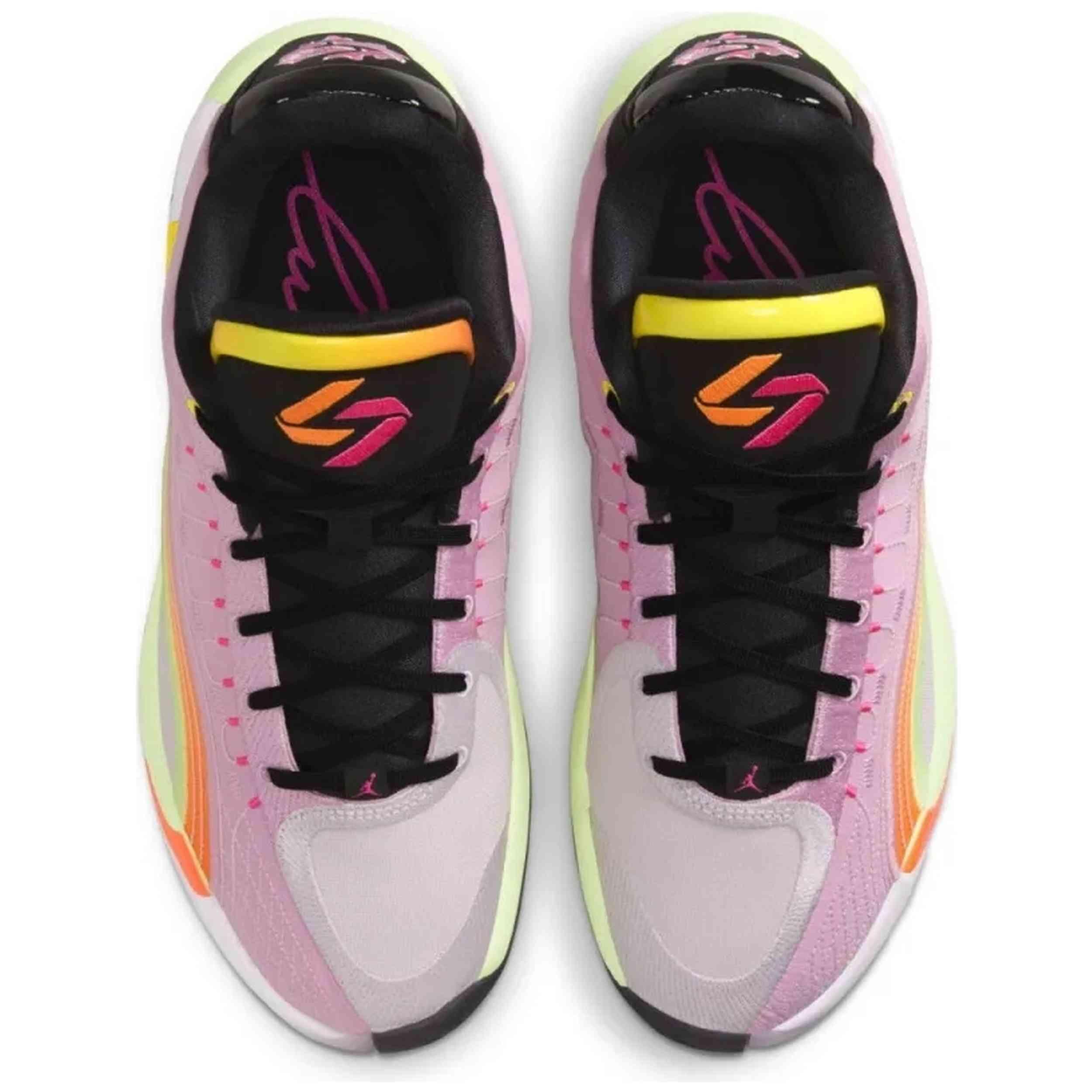 Schoen Jordan model IB7903-600 voor unisex 4/5