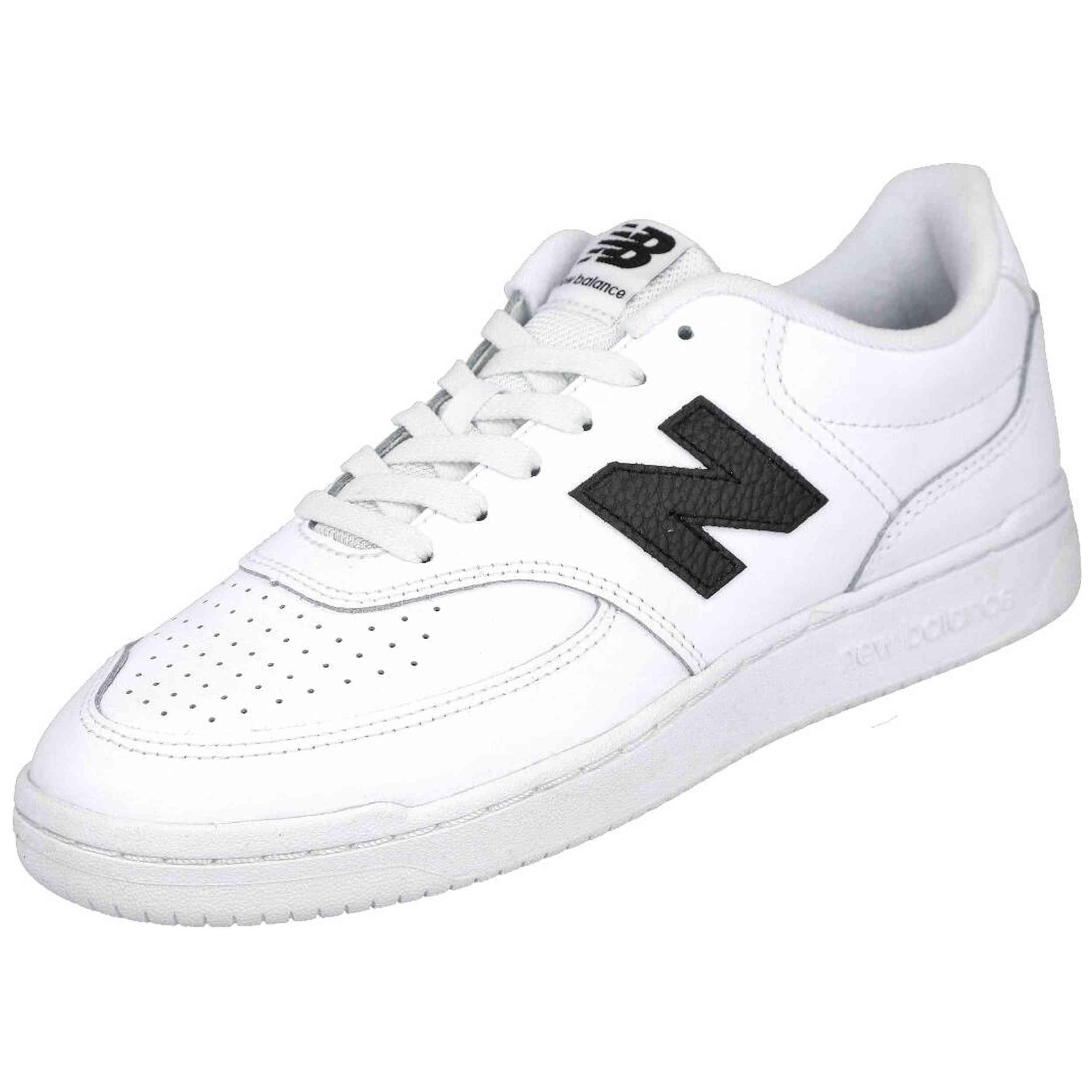 NEW BALANCE picture