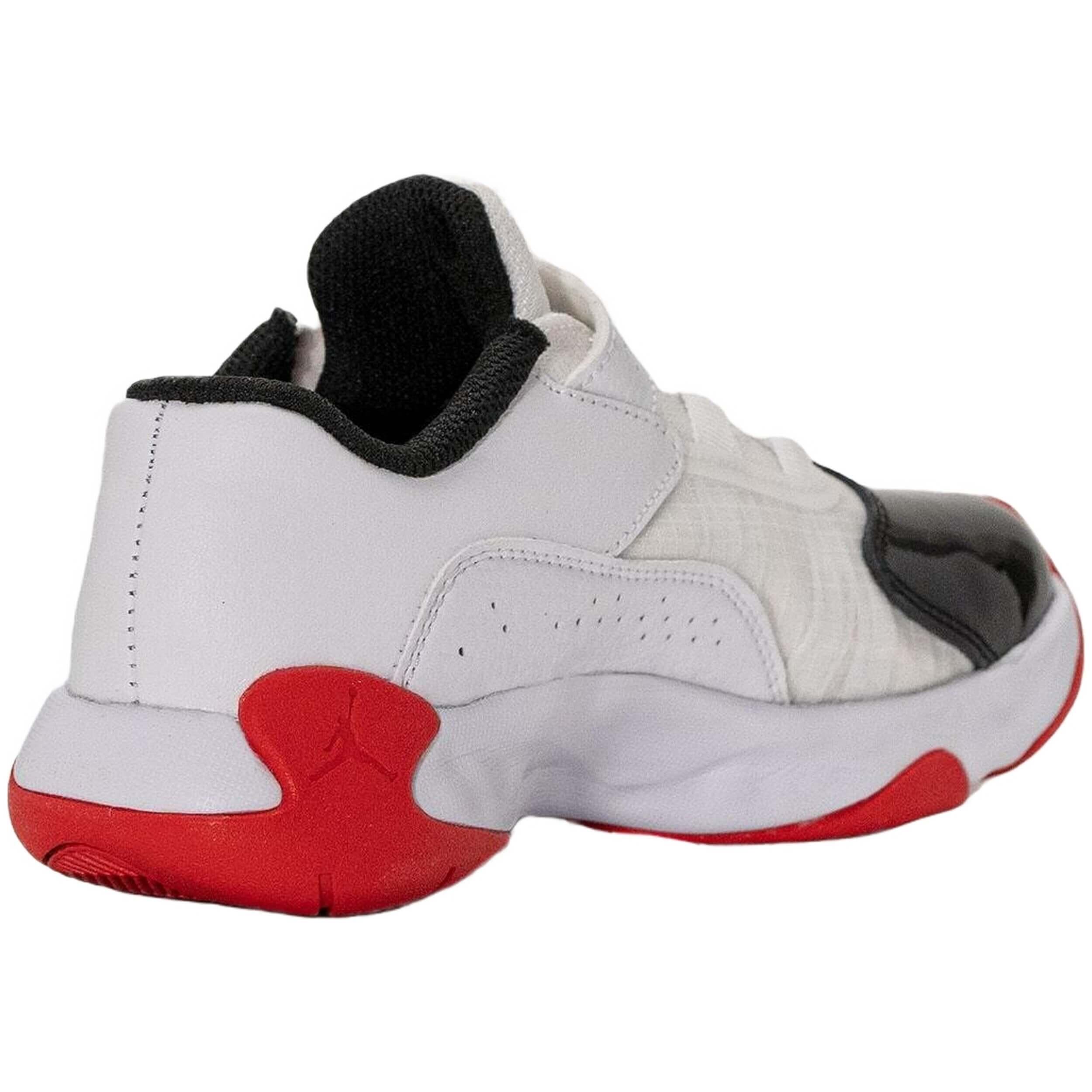 Sapatilhas Nike modelo Jordan 11 CMFT Low para crianças unissex 3/5