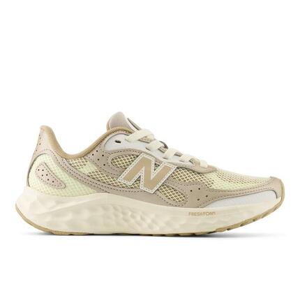 Chaussures de course New balance modèle WARISTG4 pour femmes