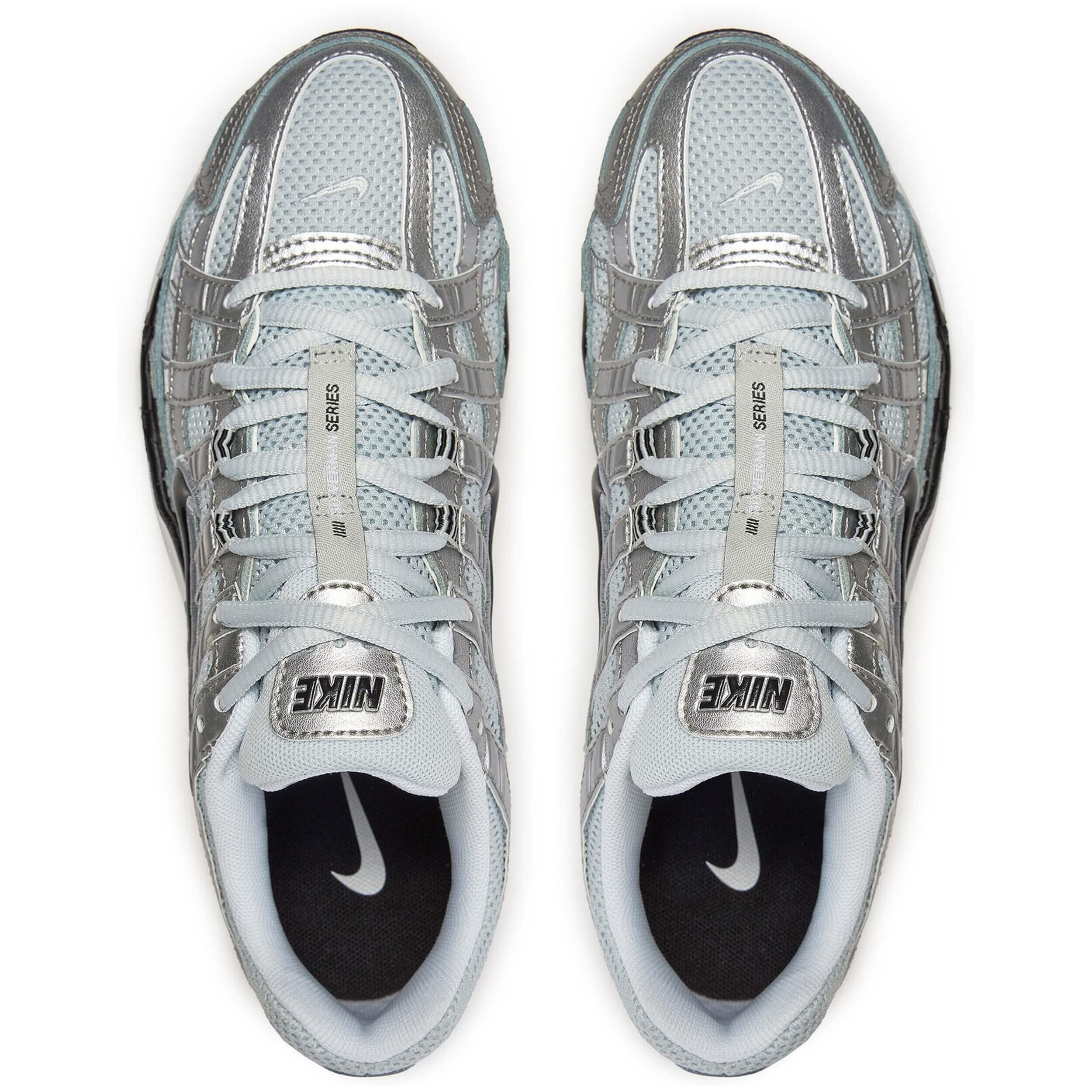 Baskets pour femmes Nike à la mode Gris 4/5