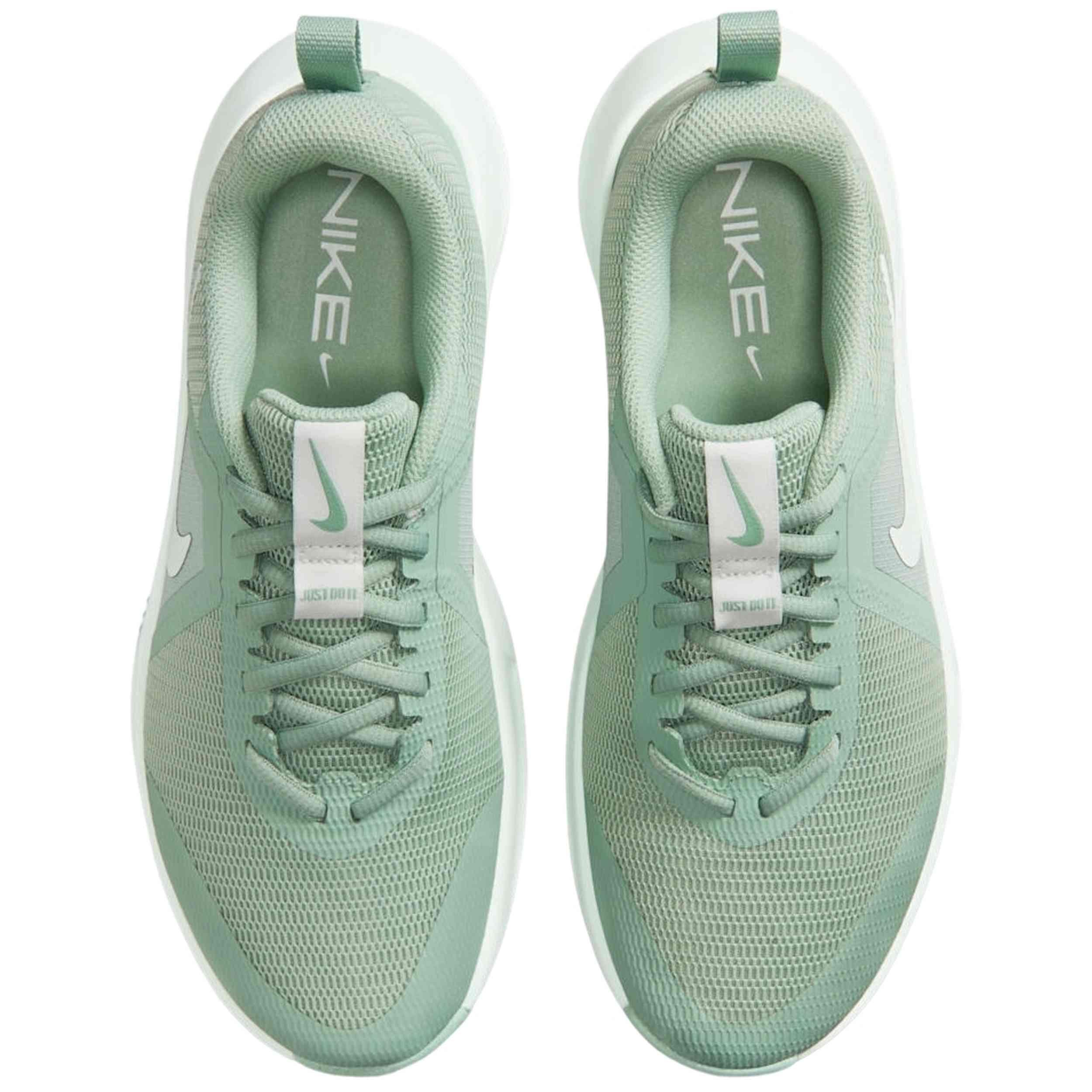Turnschuhe Nike Modell FQ1830-015 für frauen 4/5