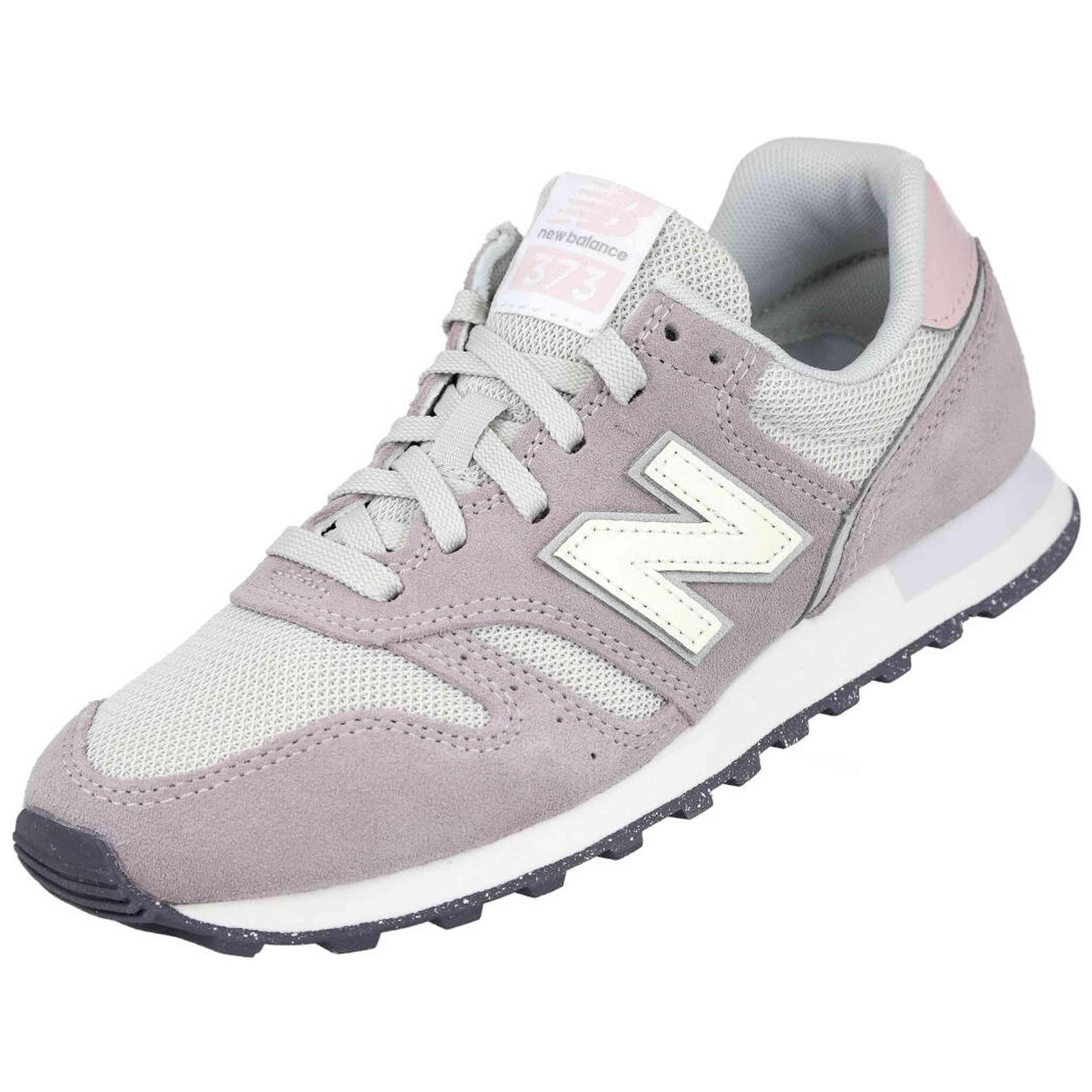NEW BALANCE picture